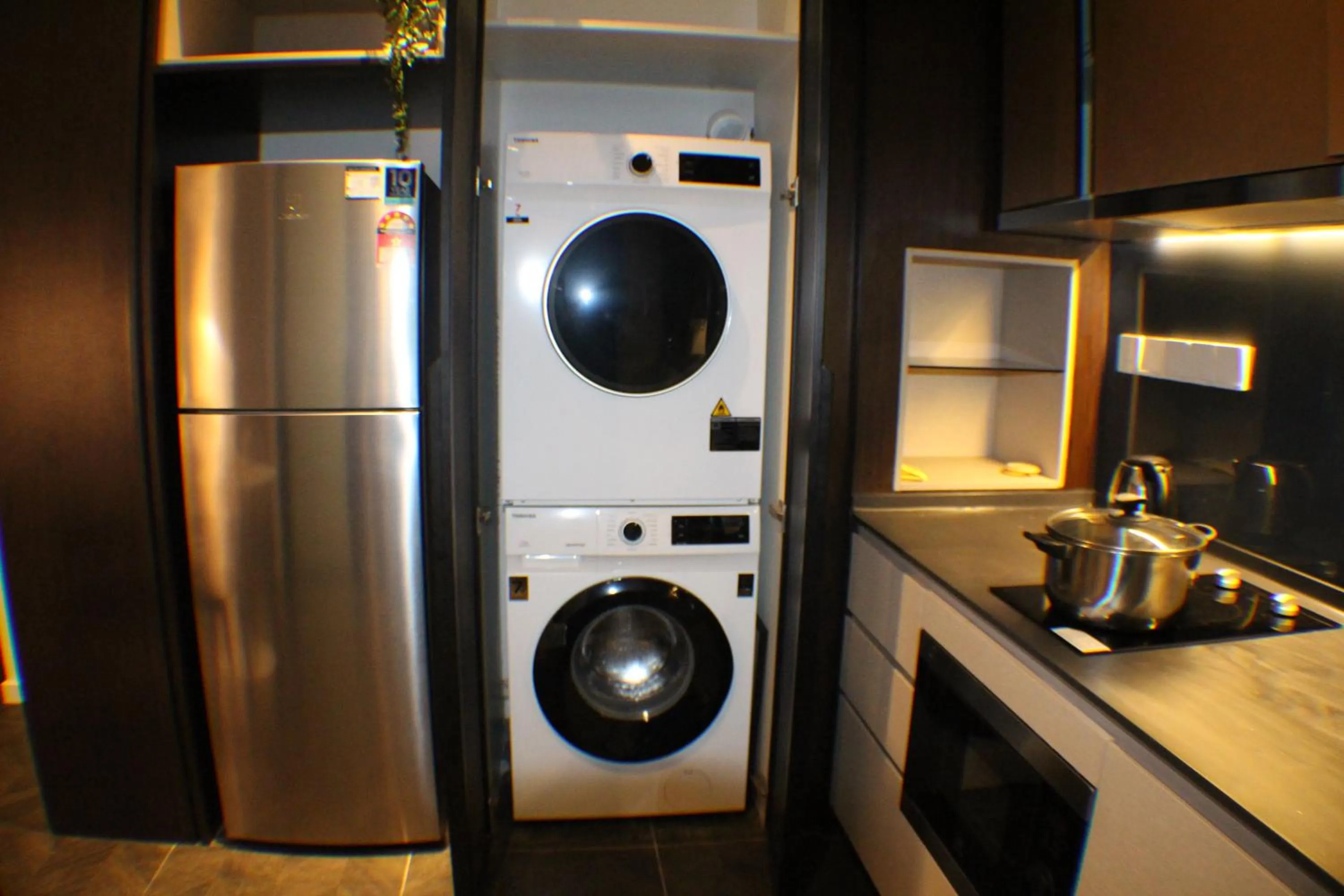 Kitchen or kitchenette in Scarletz Service Suites KLCC