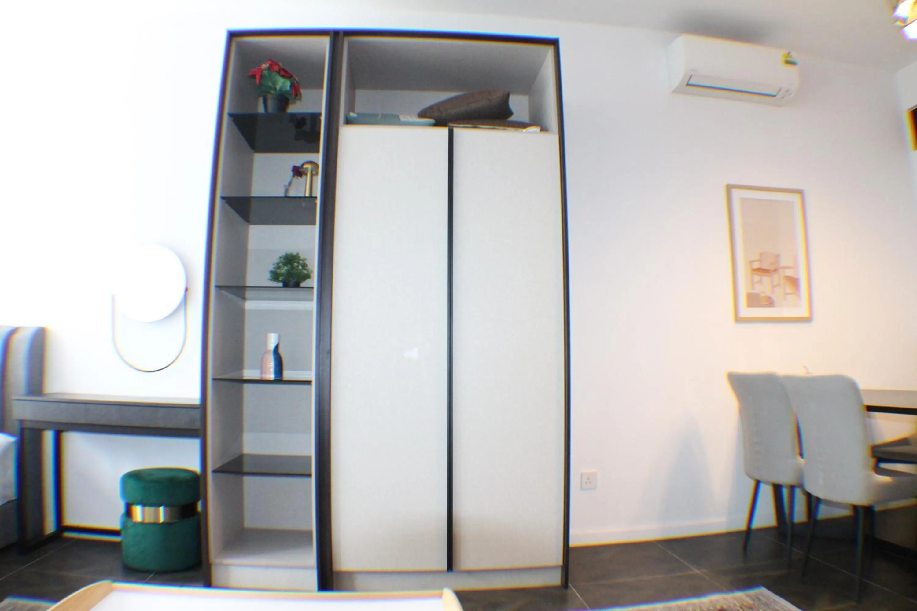 wardrobe in Scarletz Service Suites KLCC