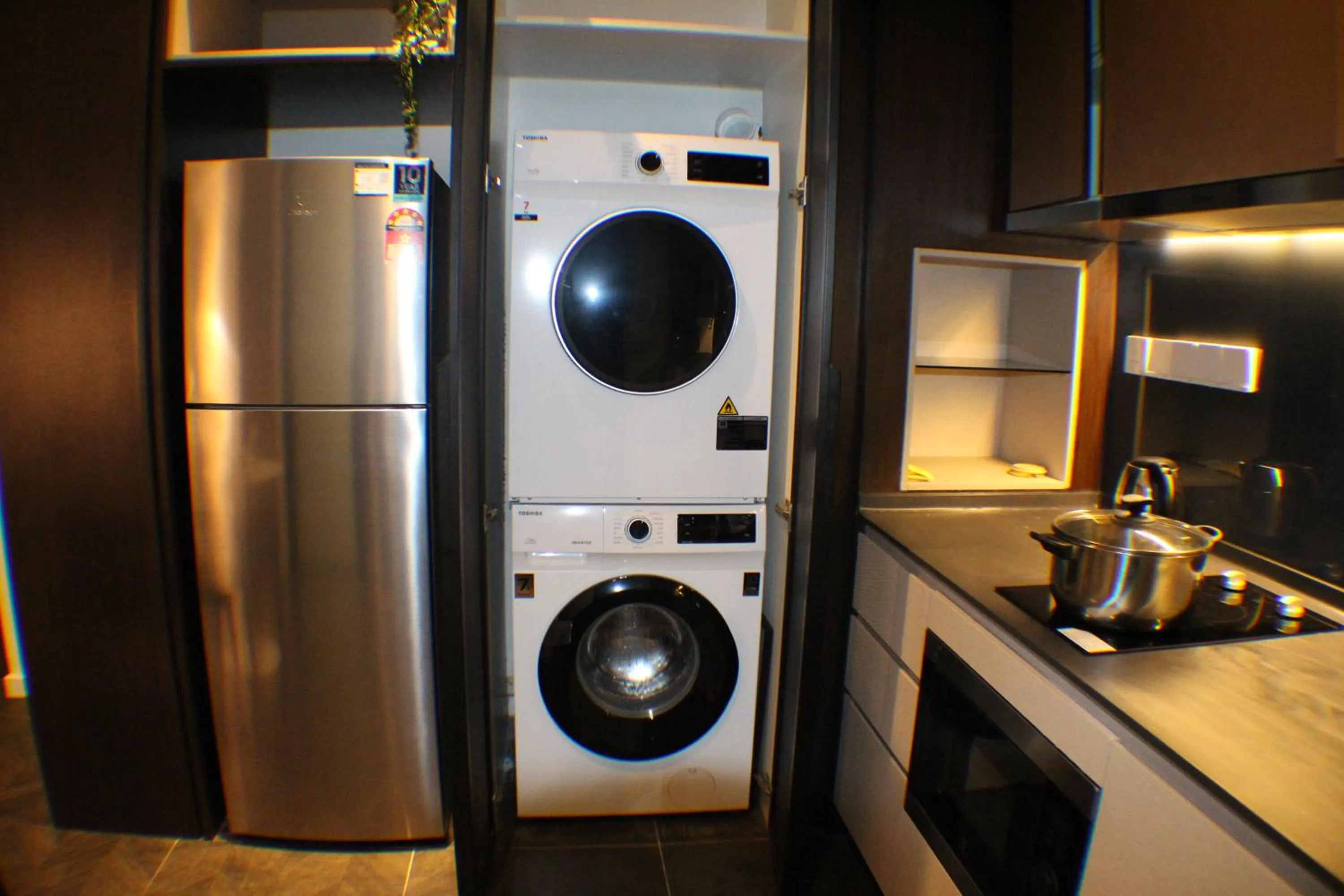 Kitchen or kitchenette in Scarletz Service Suites KLCC