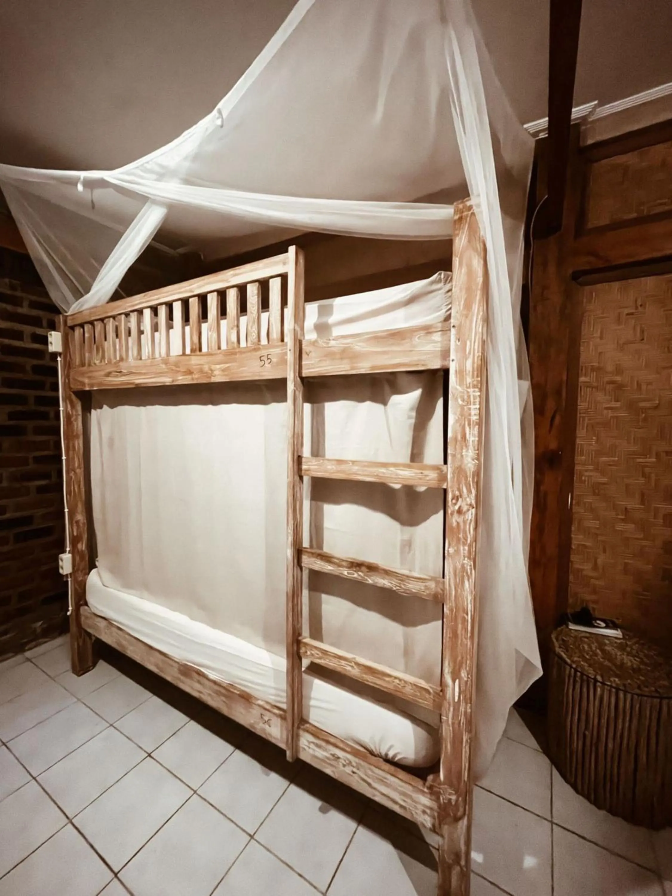 bunk bed, Bed in Da Housetel Kuta