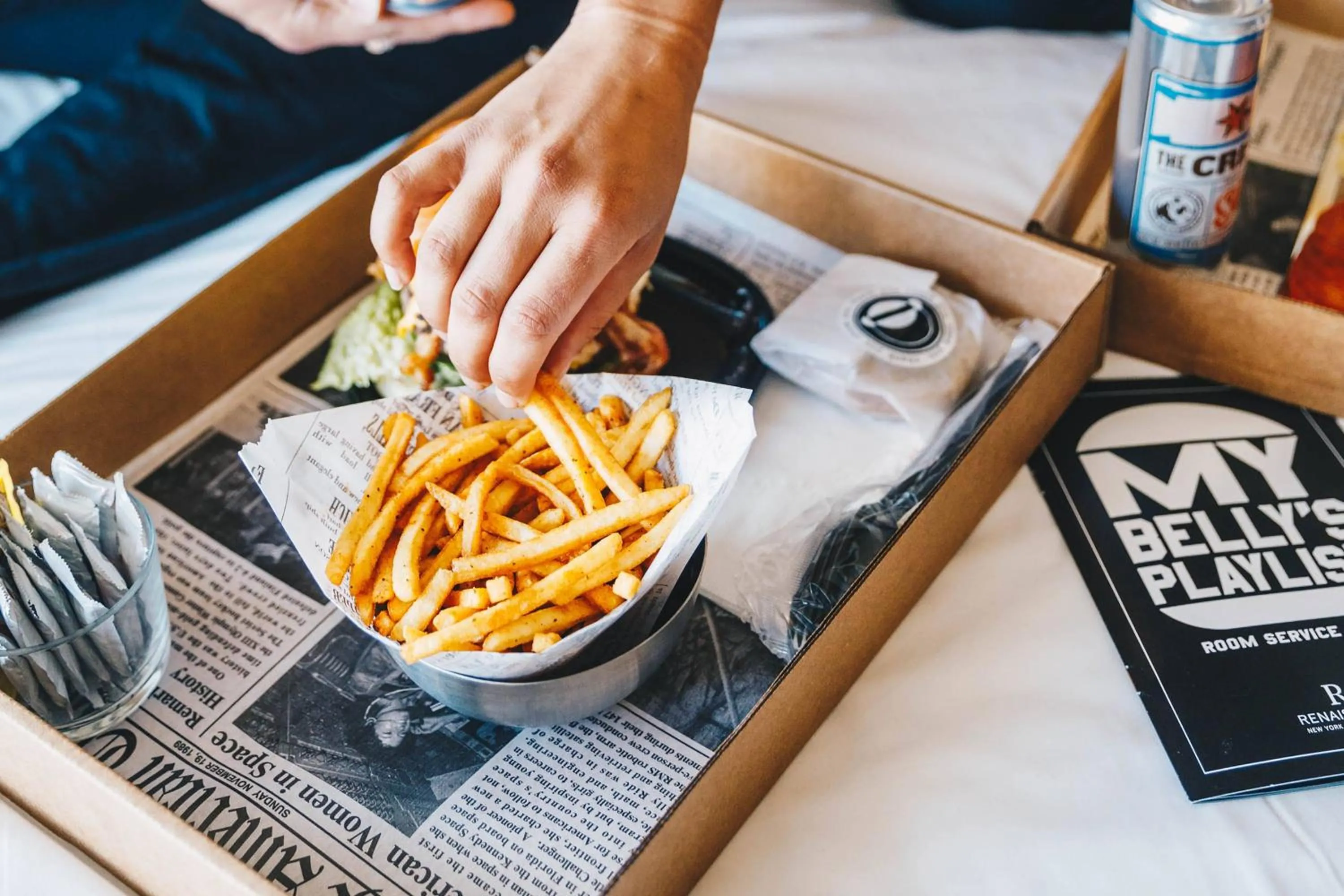 Restaurant/places to eat in Renaissance New York Midtown Hotel