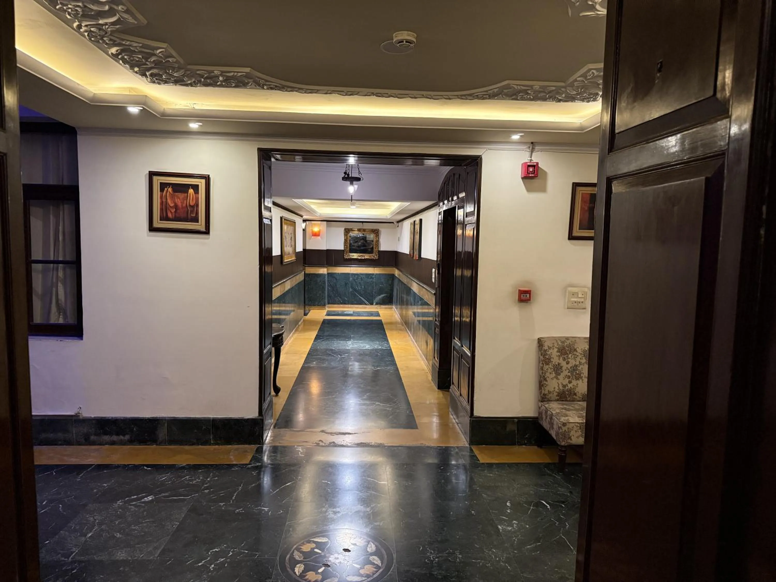 Property building in Hotel Diplomat Residency