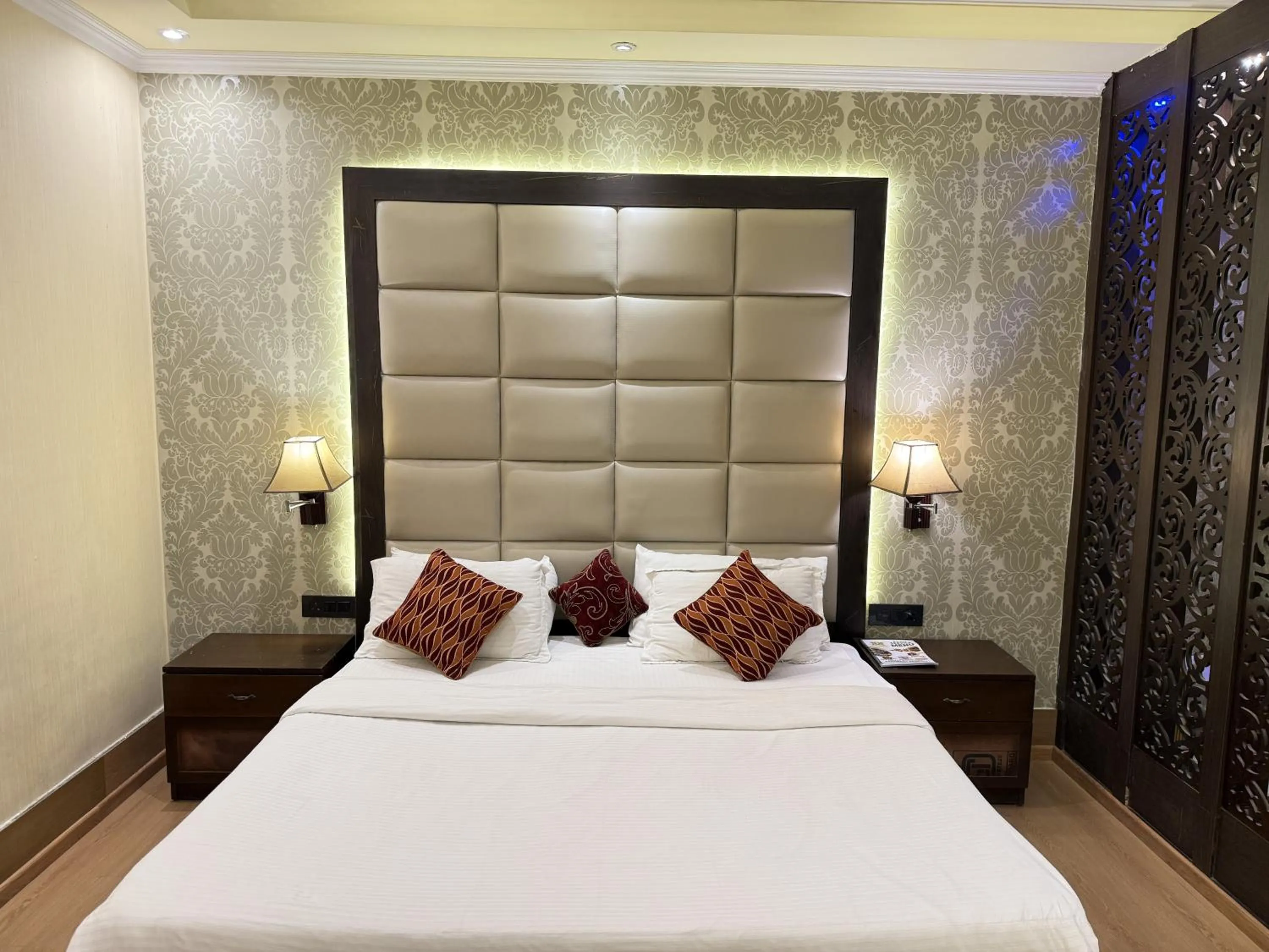 Bed in Hotel Diplomat Residency