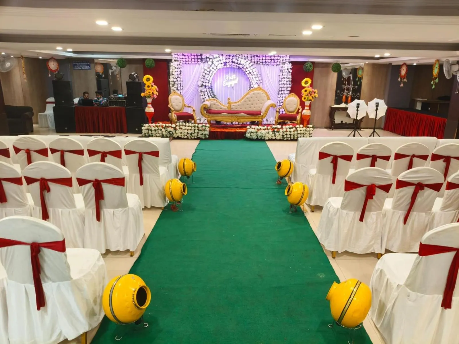 Hotel Diplomat Residency