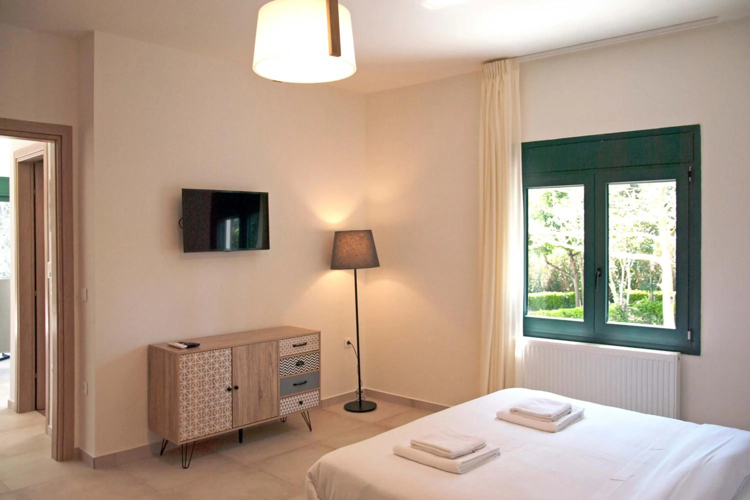 Bed in Angelbay Bungalows