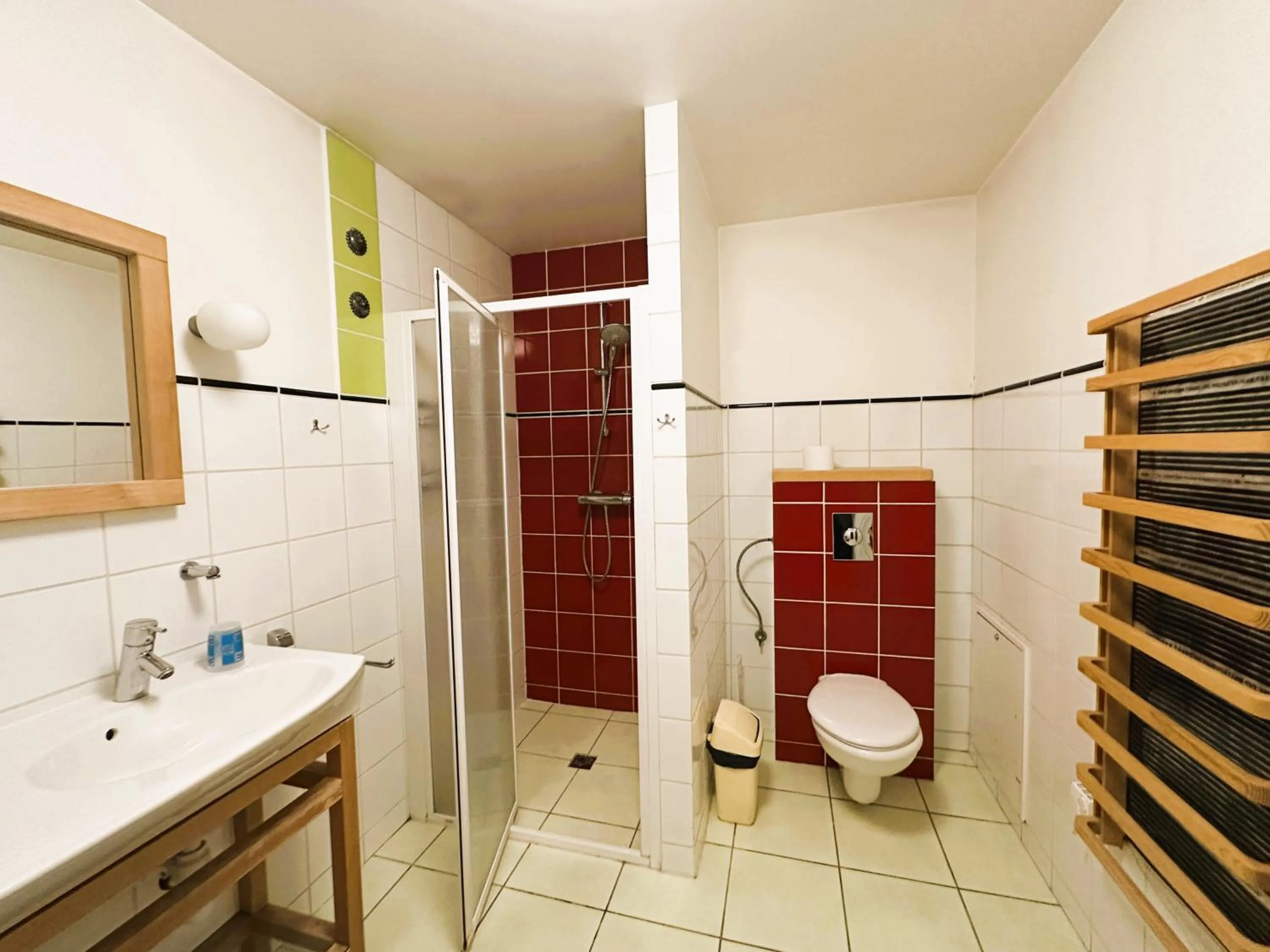 Shower in North Lakeside Villa Plateliai