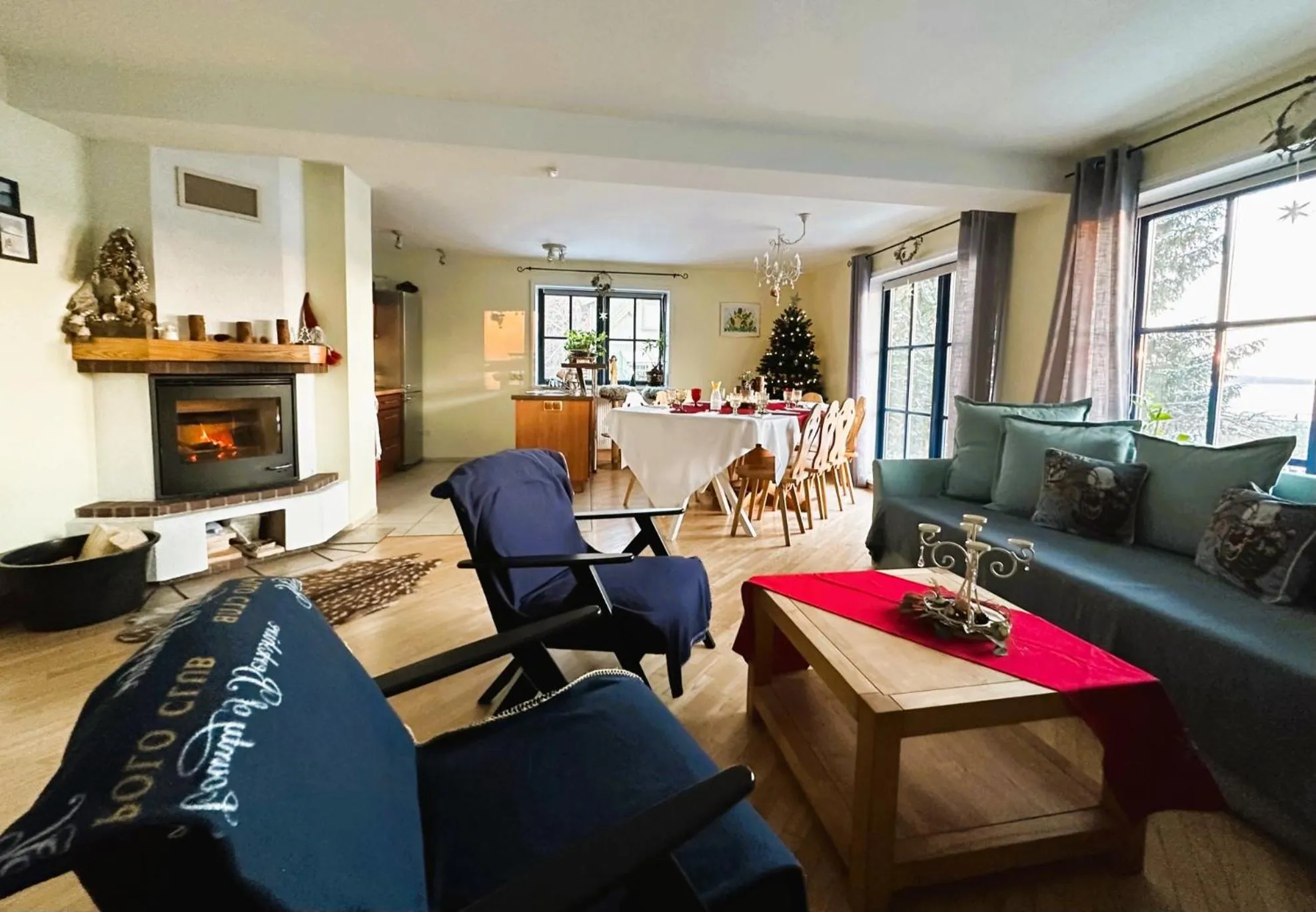 Living room in North Lakeside Villa Plateliai