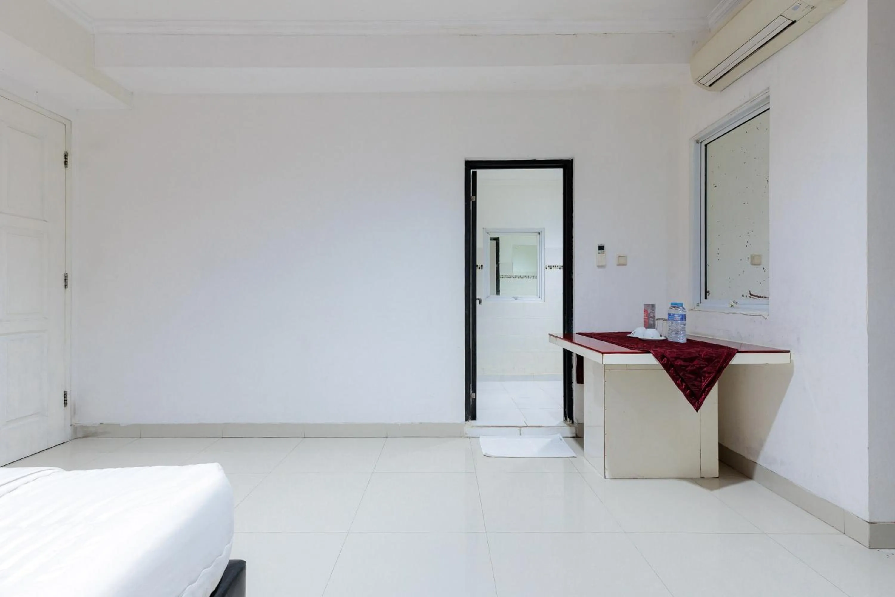 Bedroom in RedDoorz Plus @ Guntur Raya Setiabudi