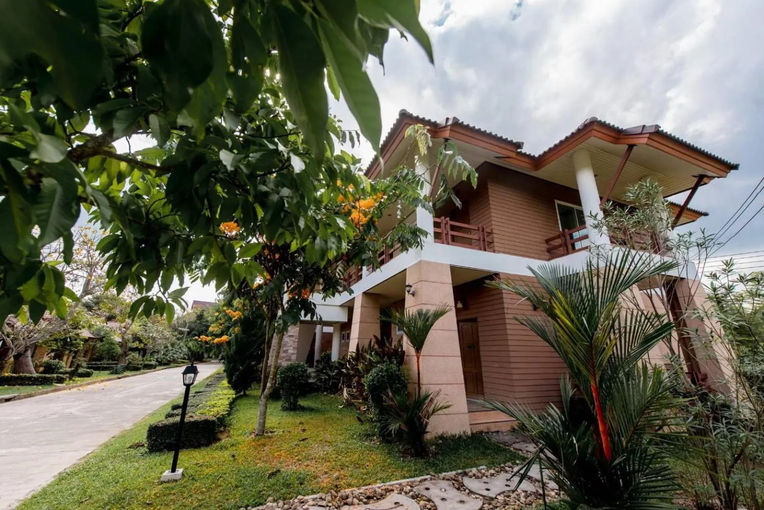 Property building in Wangyao Riverside Resort