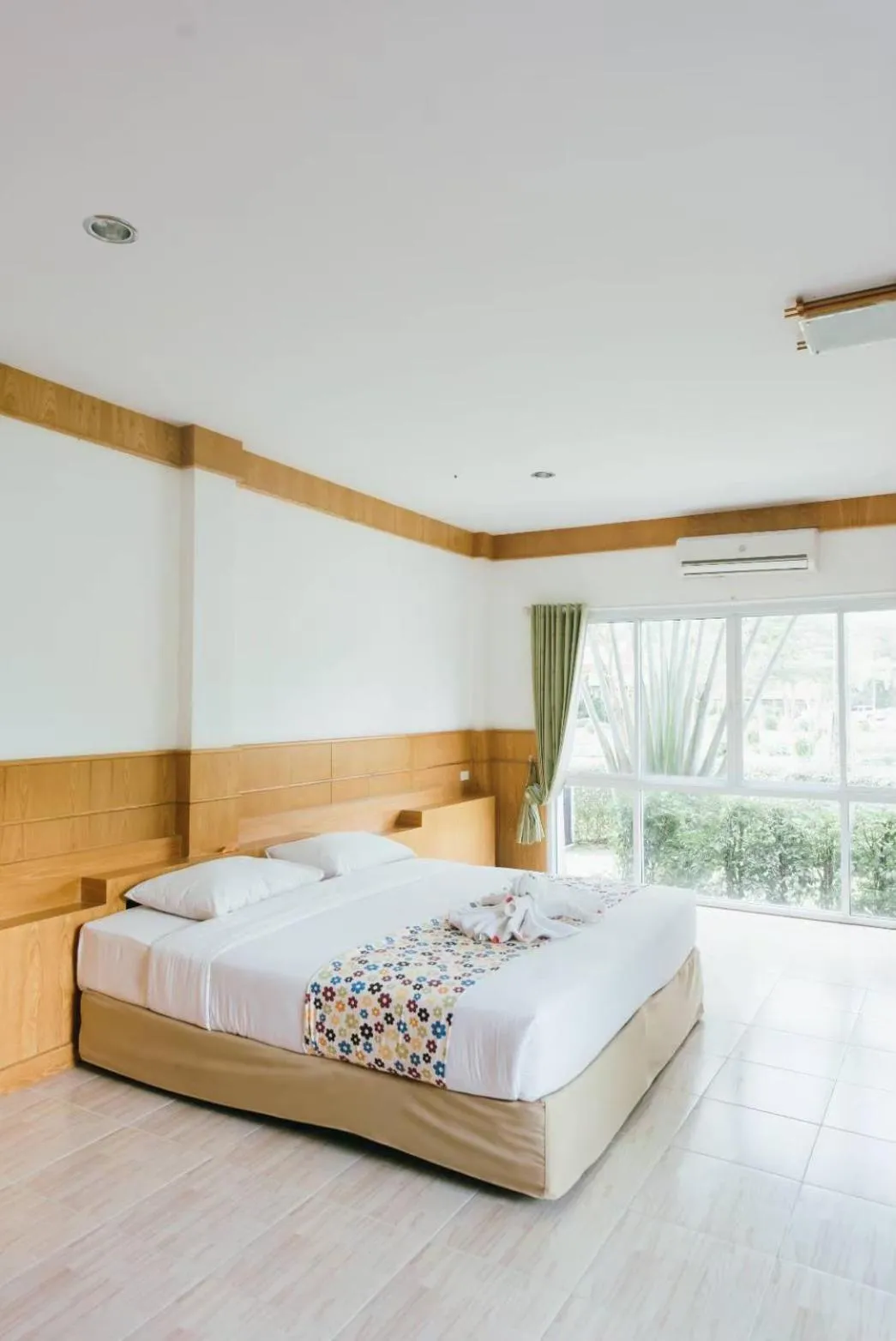 Bed in Wangyao Riverside Resort