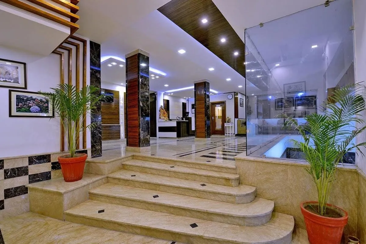 Hotel Mayur by RoomsInc Katra