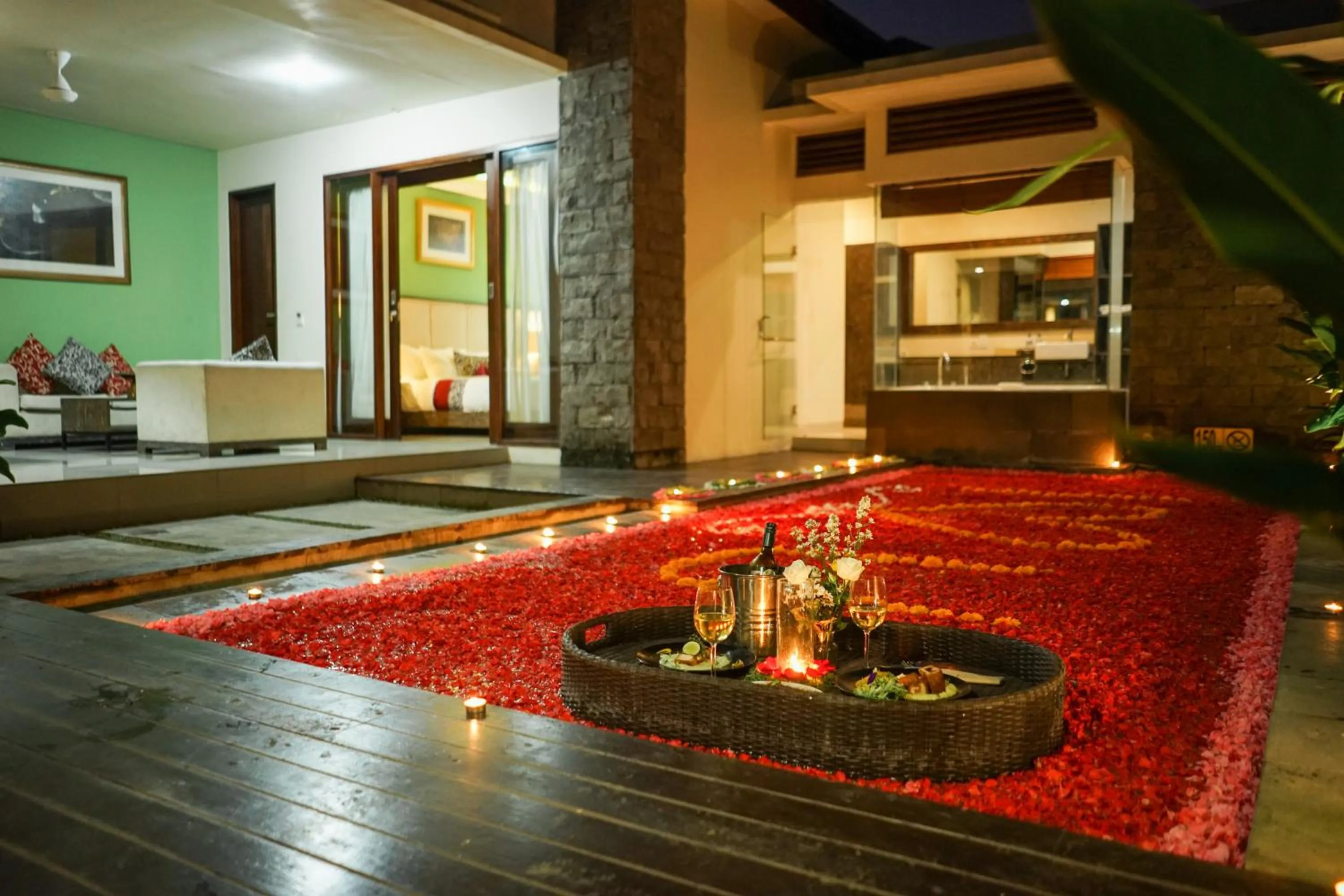 Swimming pool in Royal Samaja Villas