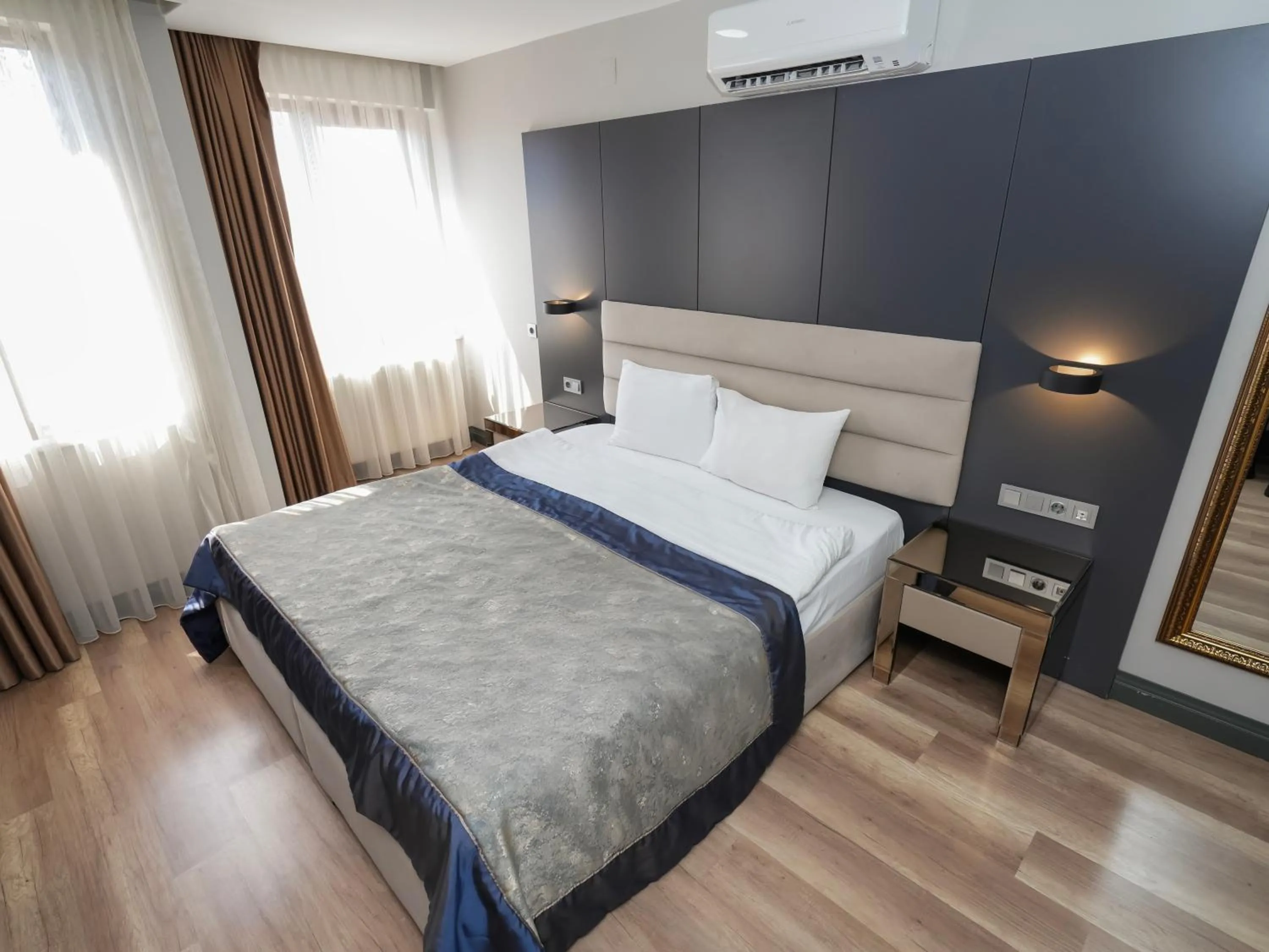 Bed in No 139 Apartments