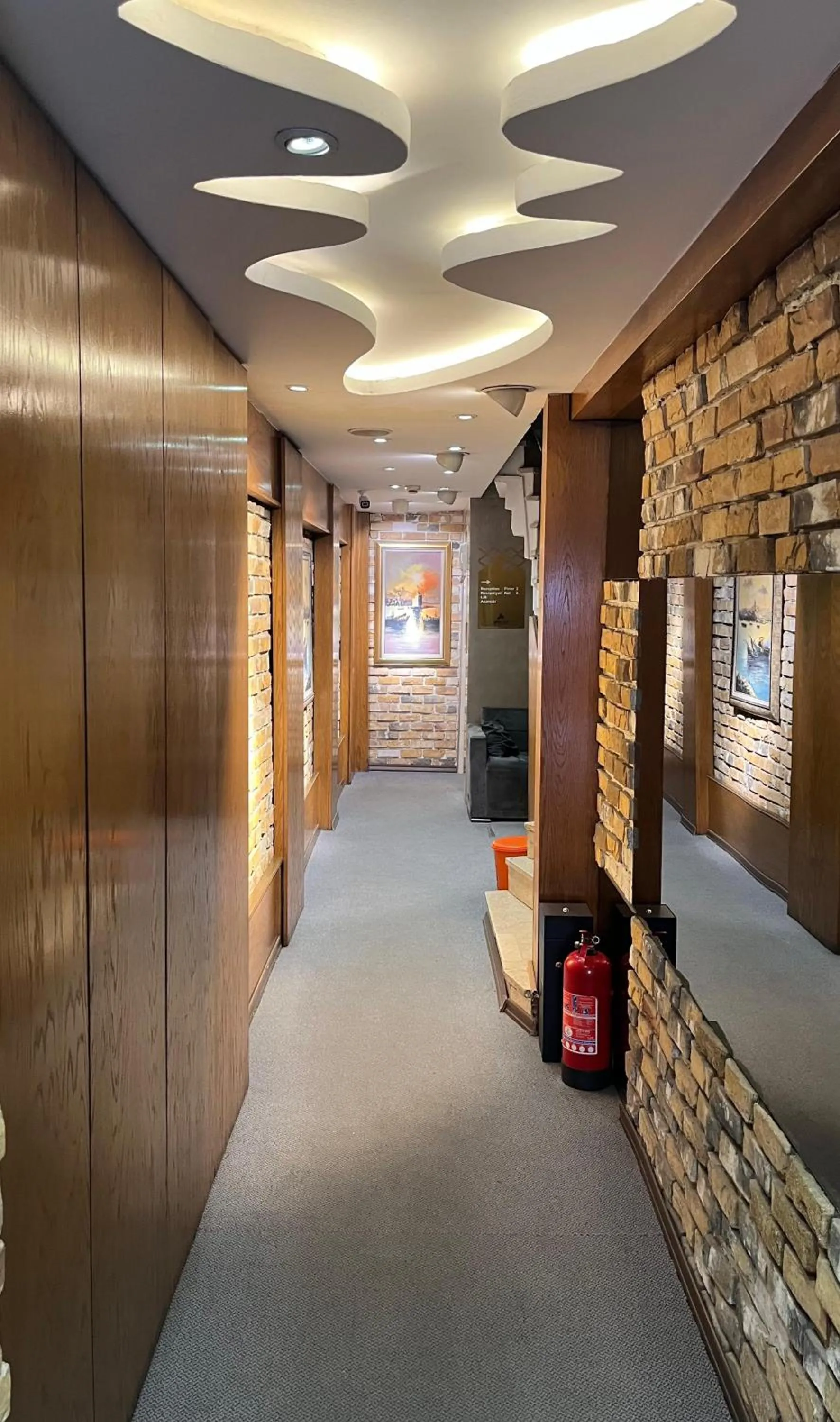 Property building in No 139 Apartments