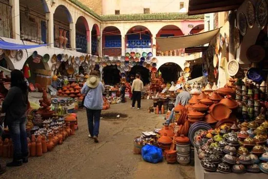 Activities in Etablissement moderne