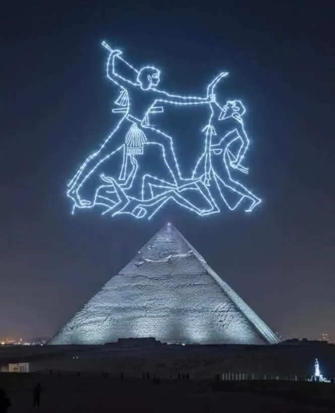 Property building in Falcon pyramids inn