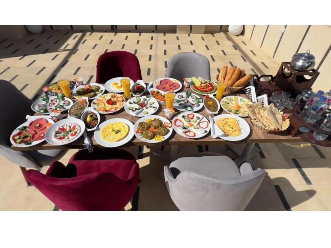 Property building in Falcon pyramids inn