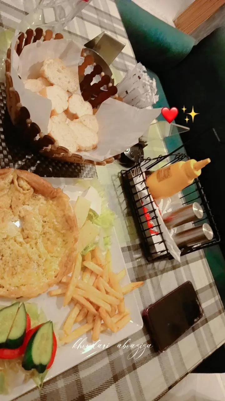 Food and drinks in Falcon pyramids inn