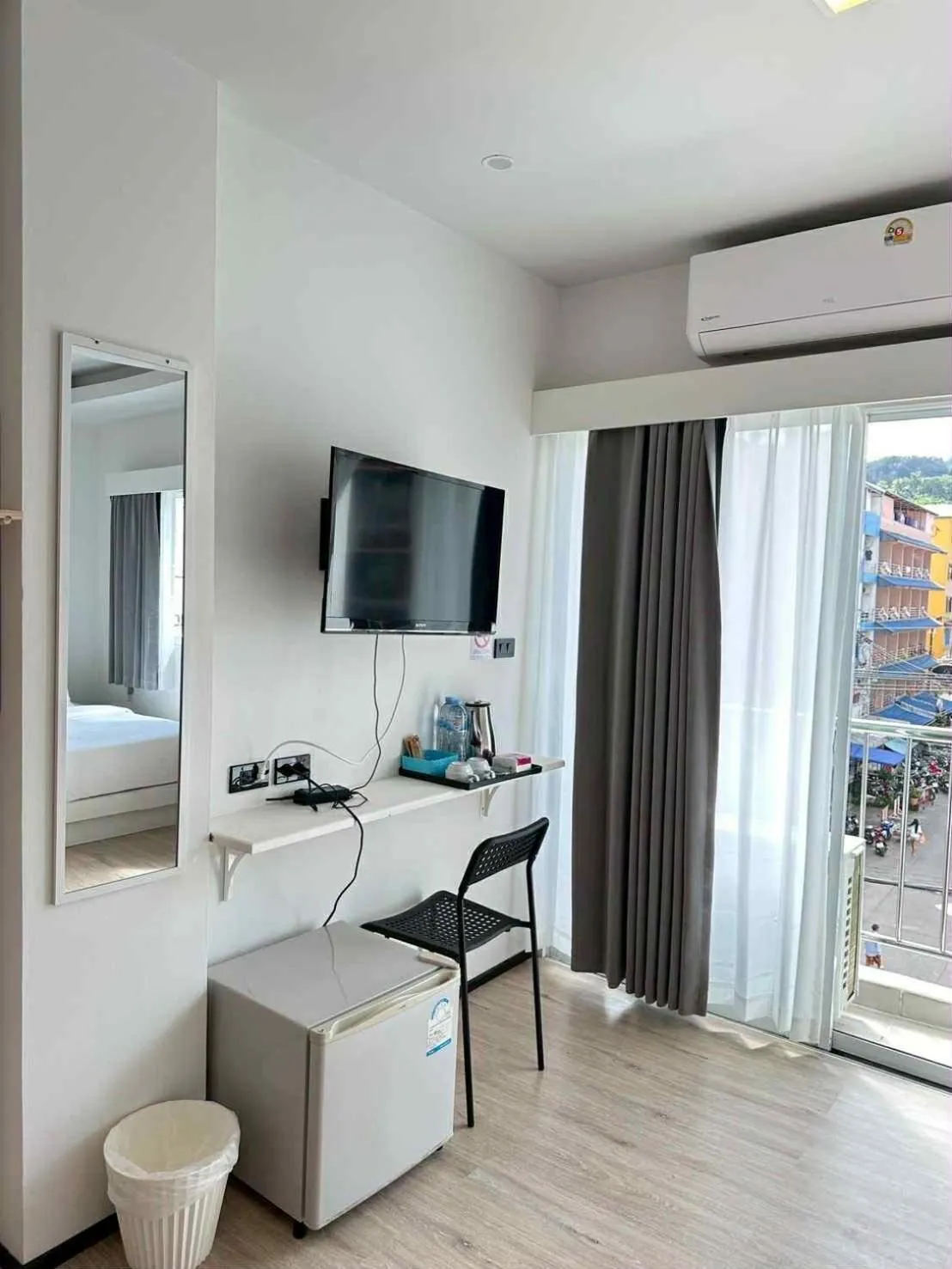 Jellyfish Residence Patong