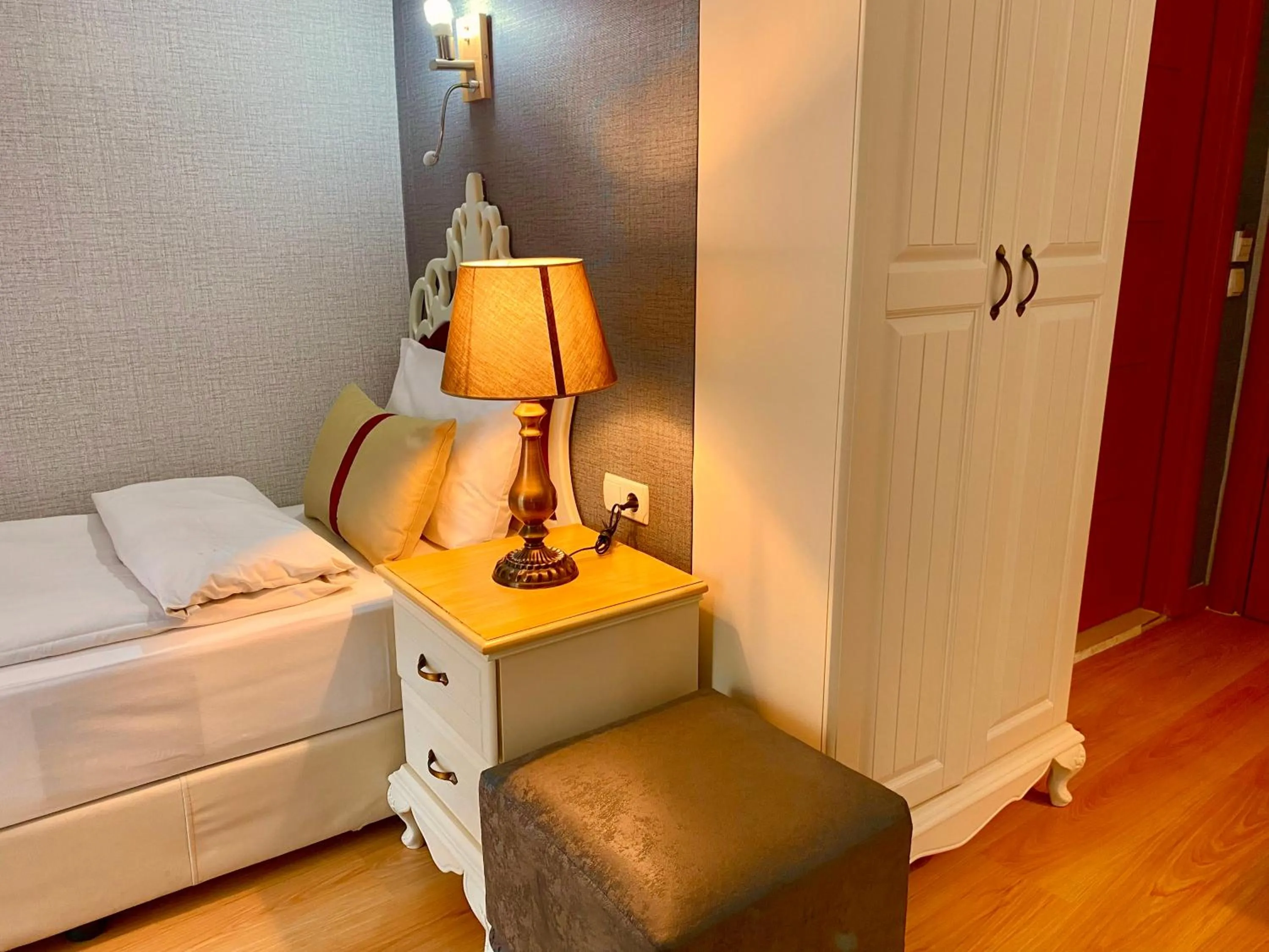 Bed in Santefe Hotel