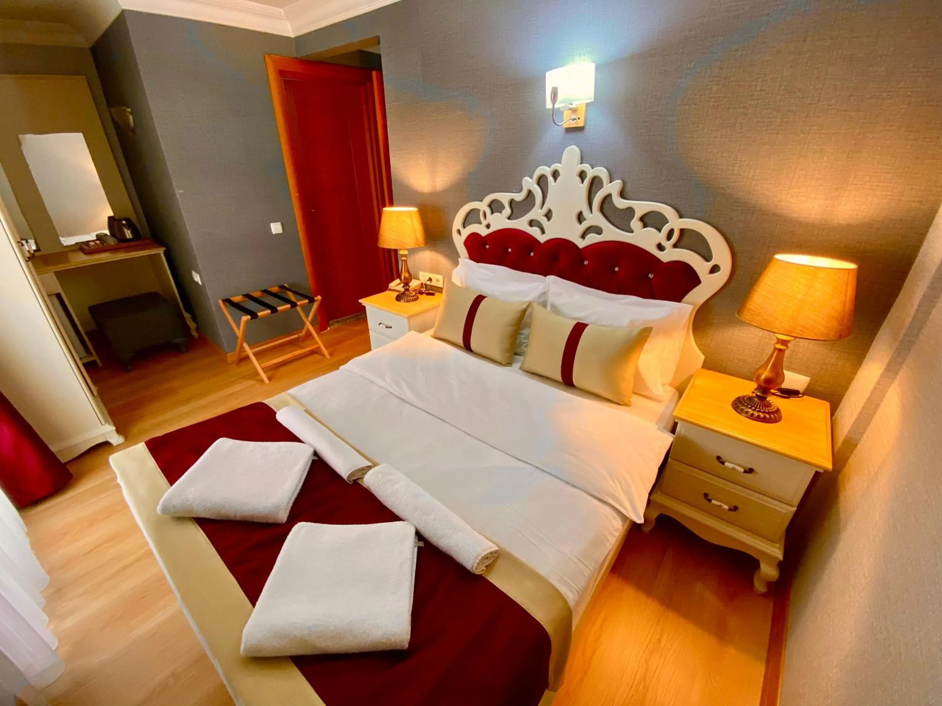 Bed in Santefe Hotel