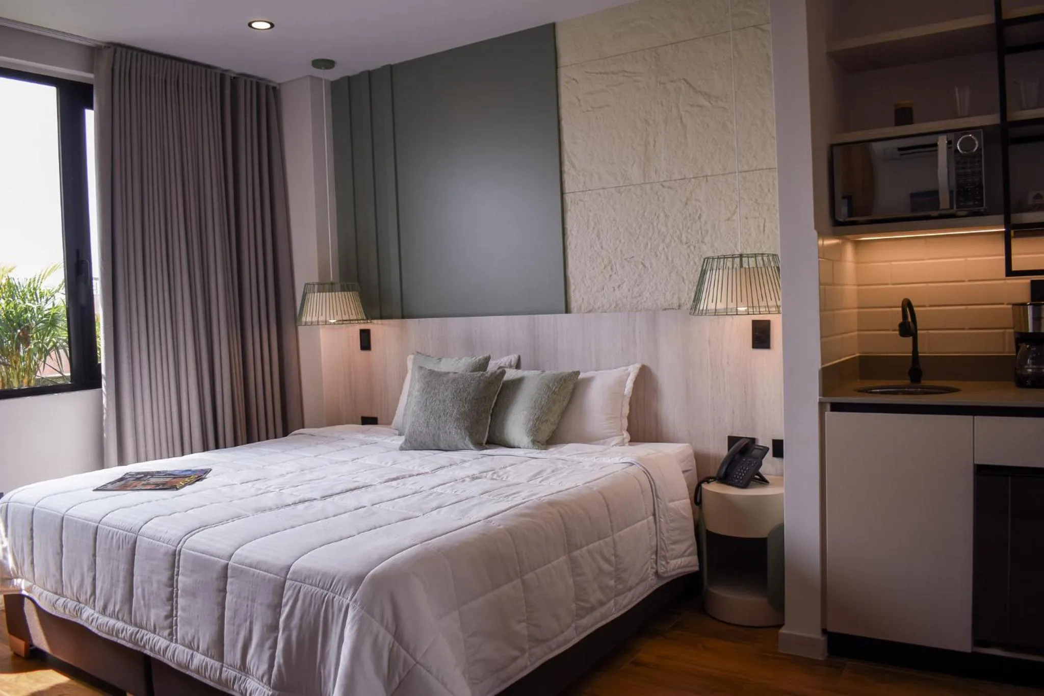 Bed in Hotel Ryo 74B Suites by Growing Group