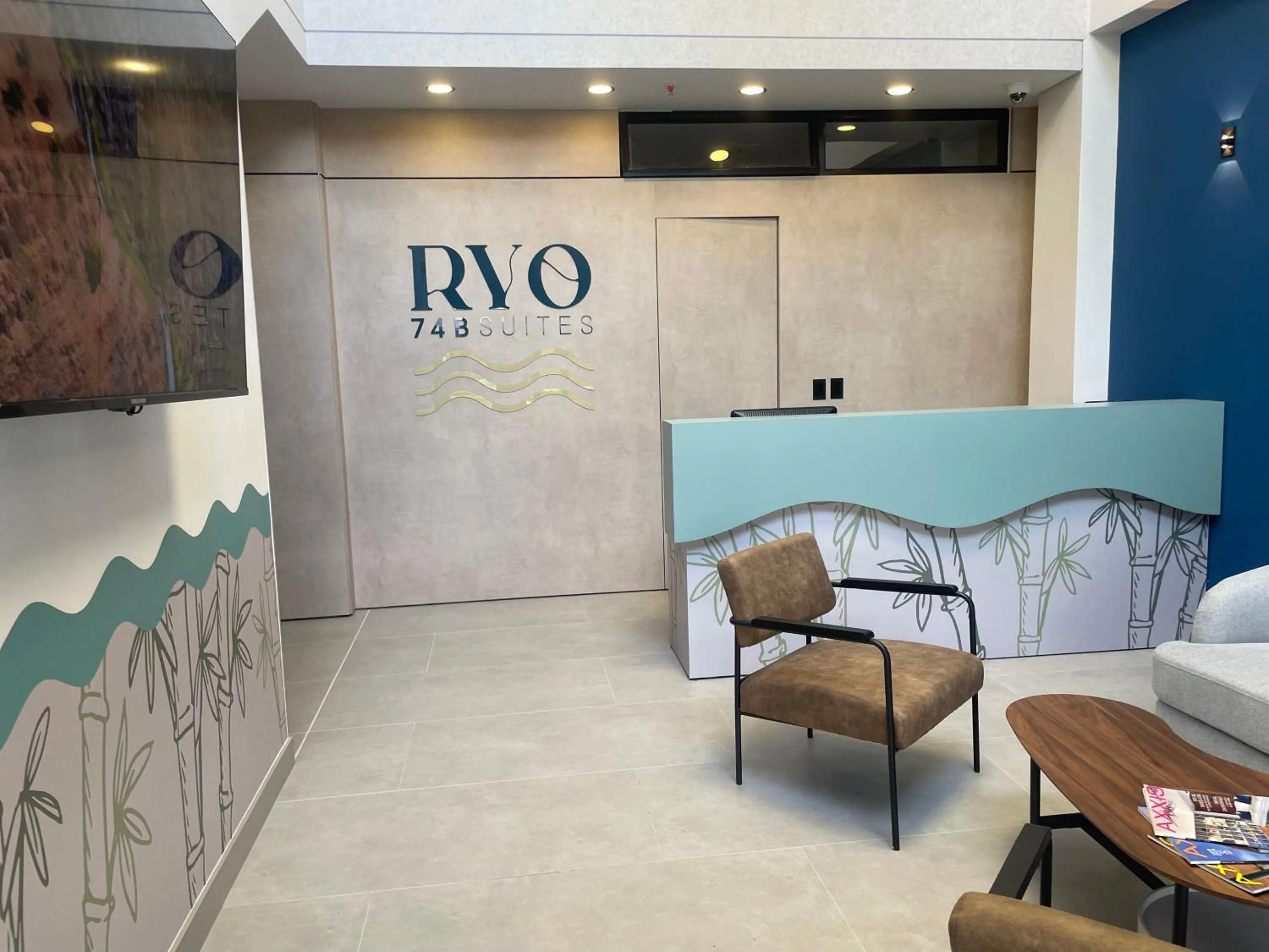 Lobby or reception in Hotel Ryo 74B Suites by Growing Group