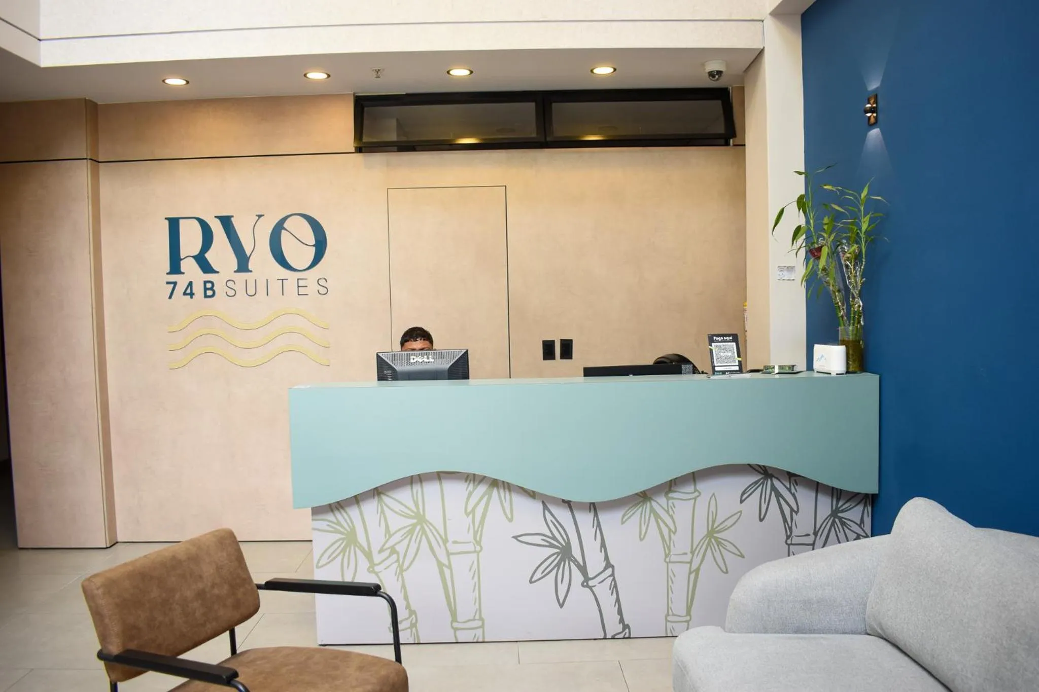 Lobby or reception in Hotel Ryo 74B Suites by Growing Group