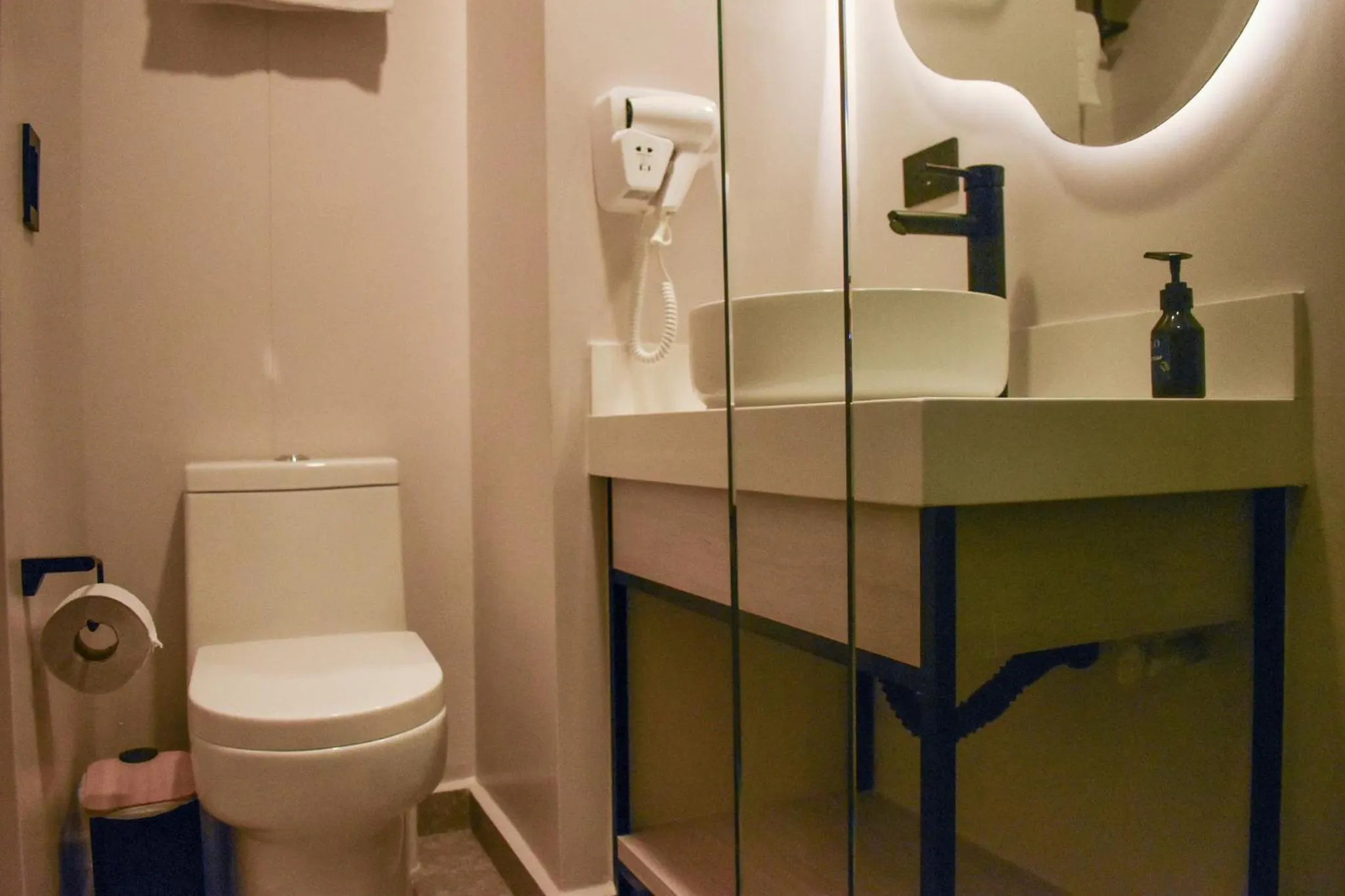 Bathroom in Hotel Ryo 74B Suites by Growing Group
