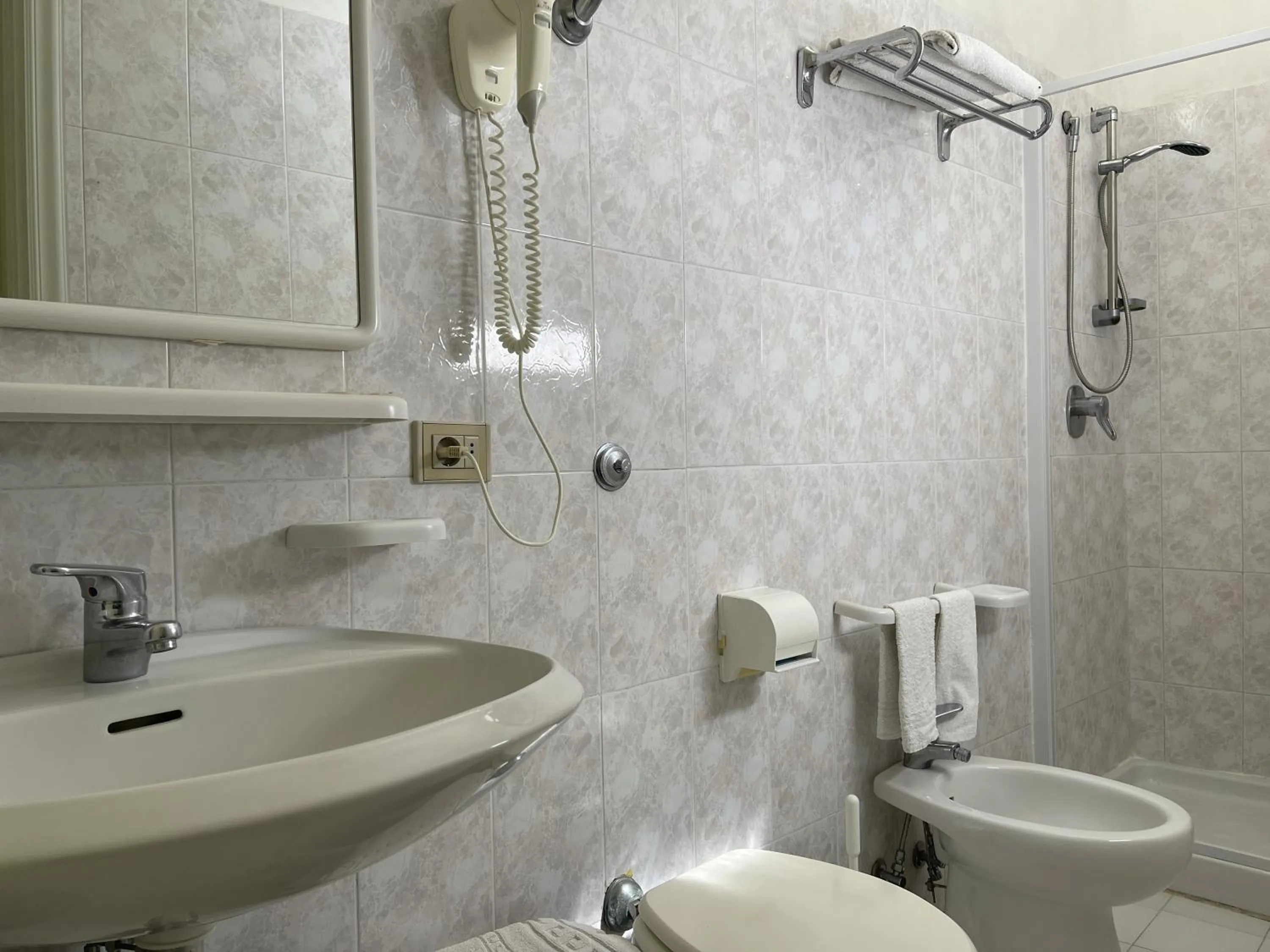 Bathroom in Hotel Reginella