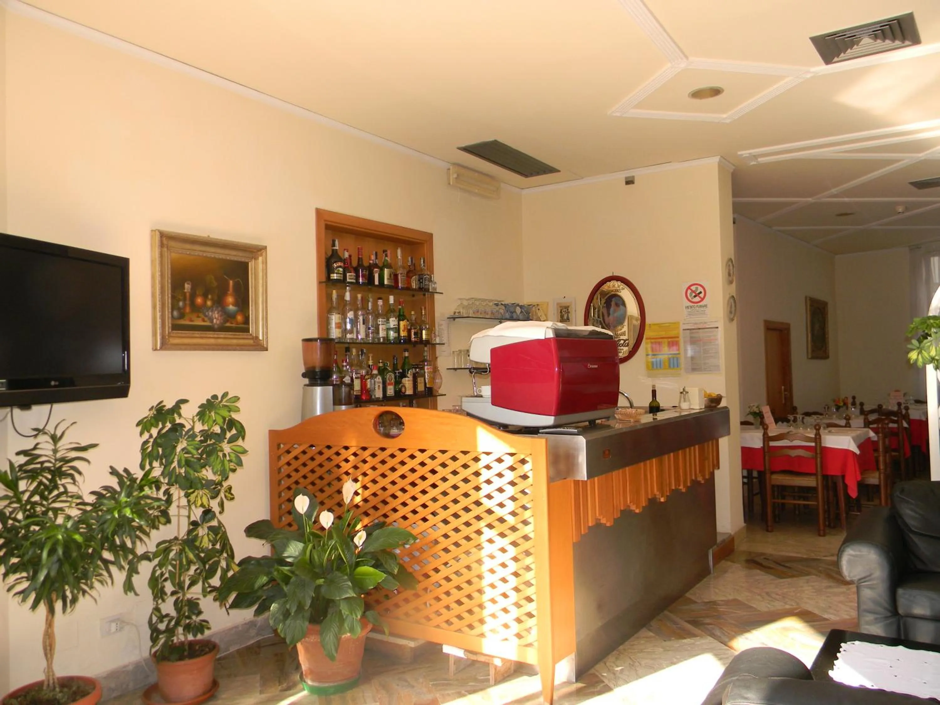 Lounge or bar in Hotel Reginella
