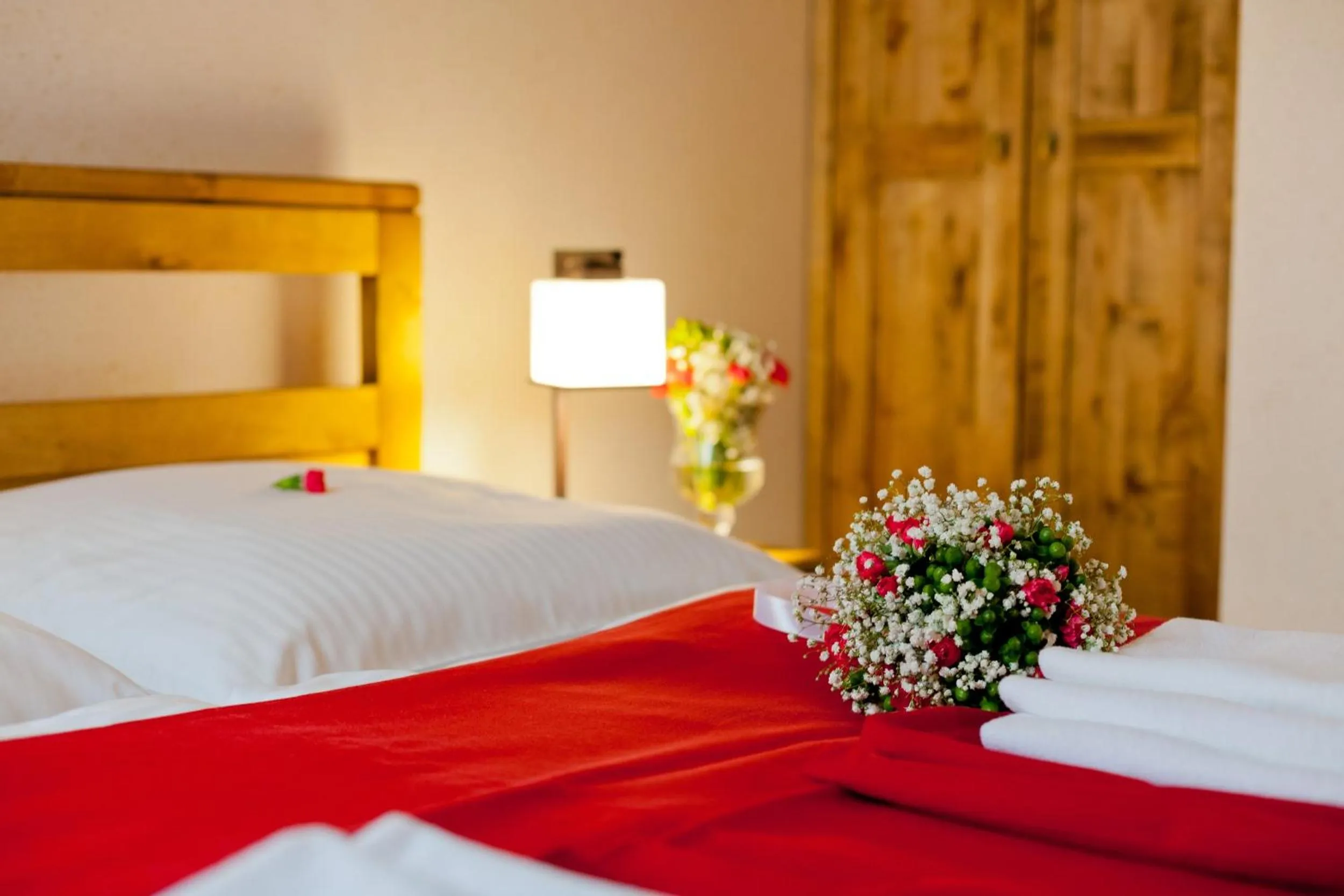 Photo of the whole room, Bed in Perła Beskidu