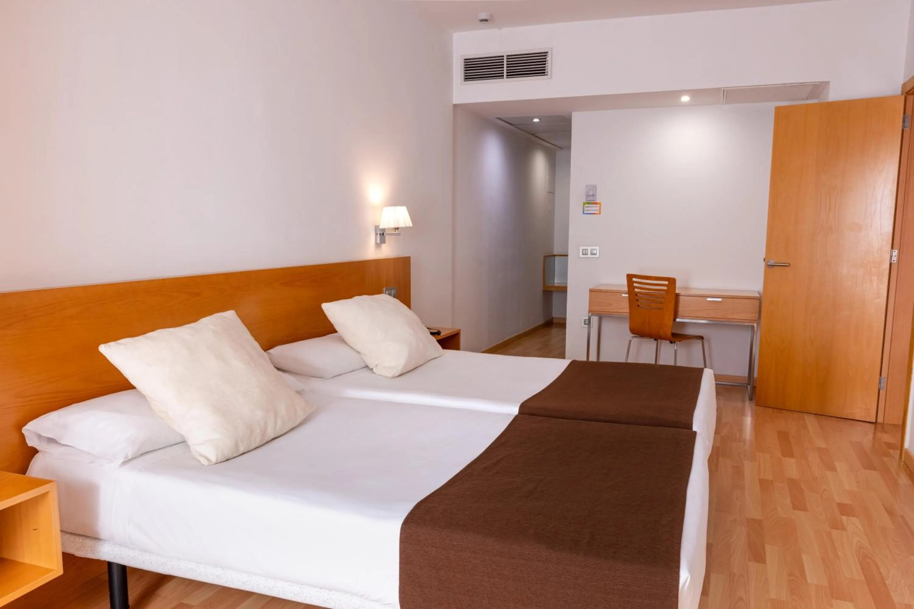 Bed in Paradise Park Fun Lifestyle Hotel