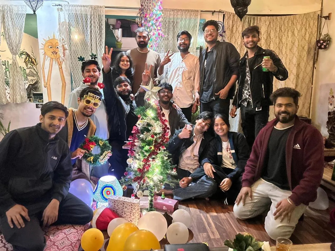 Restaurant/places to eat in The Pink Chapter Hostel, Jaipur