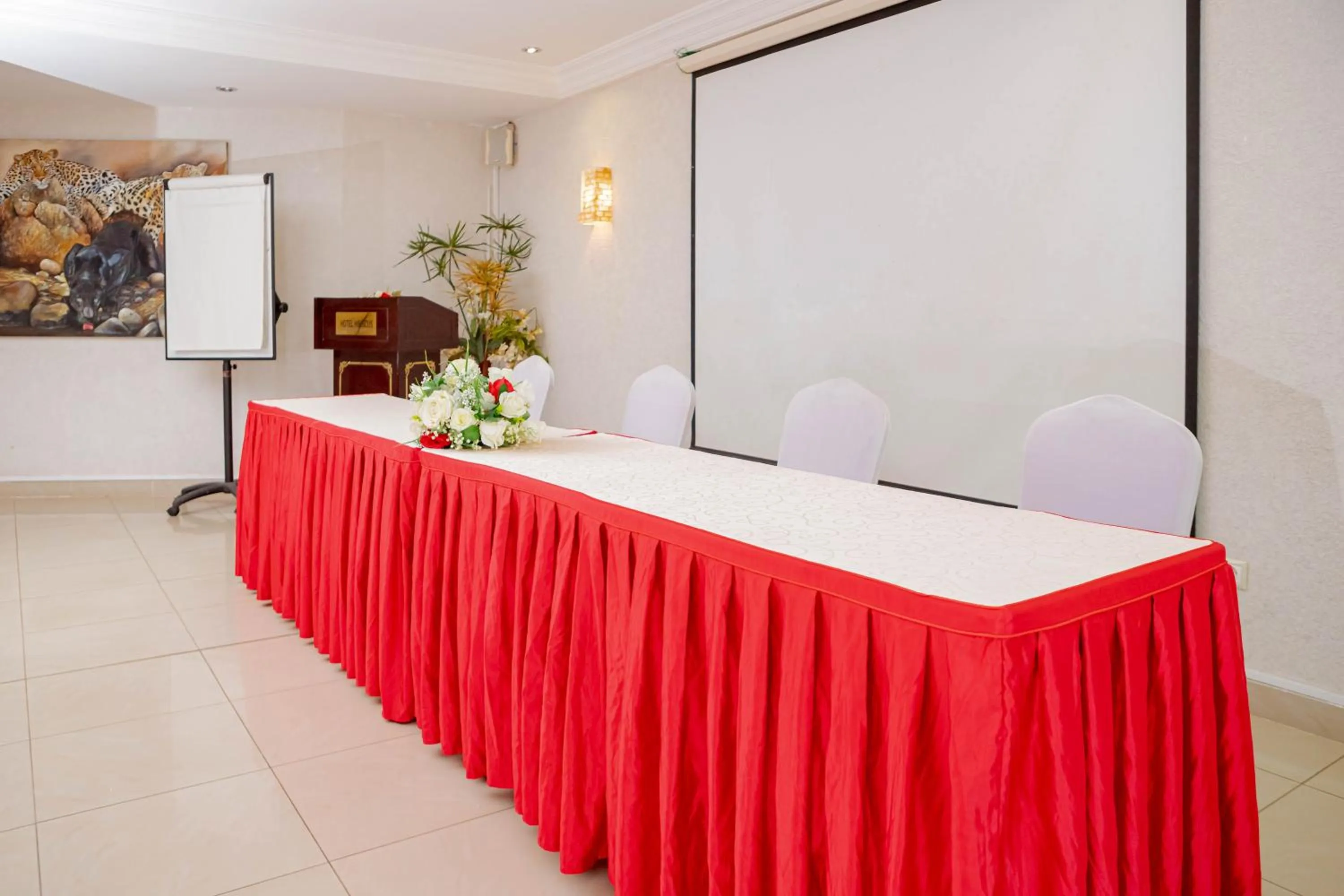 Meeting/conference room in Hotel Hibiscus Louis