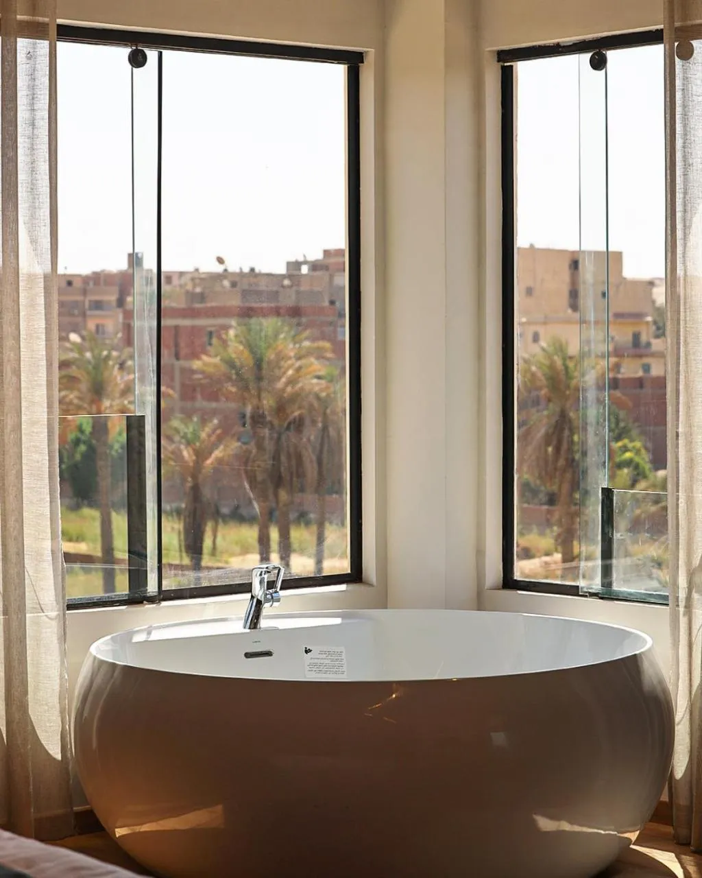 Bath in Palacio Pyramids Hotel