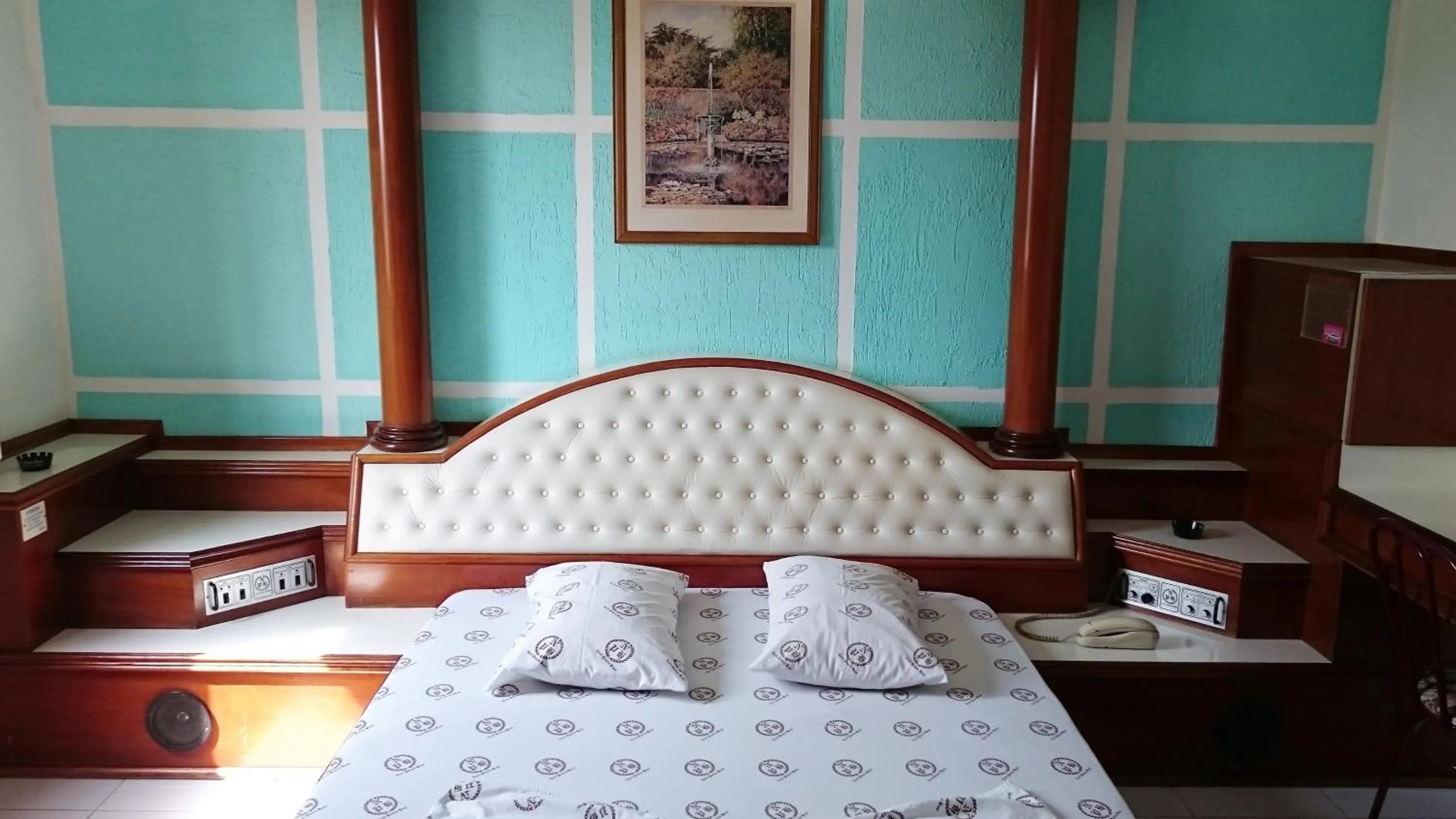 Decorative detail, Bed in North Palace Hotel