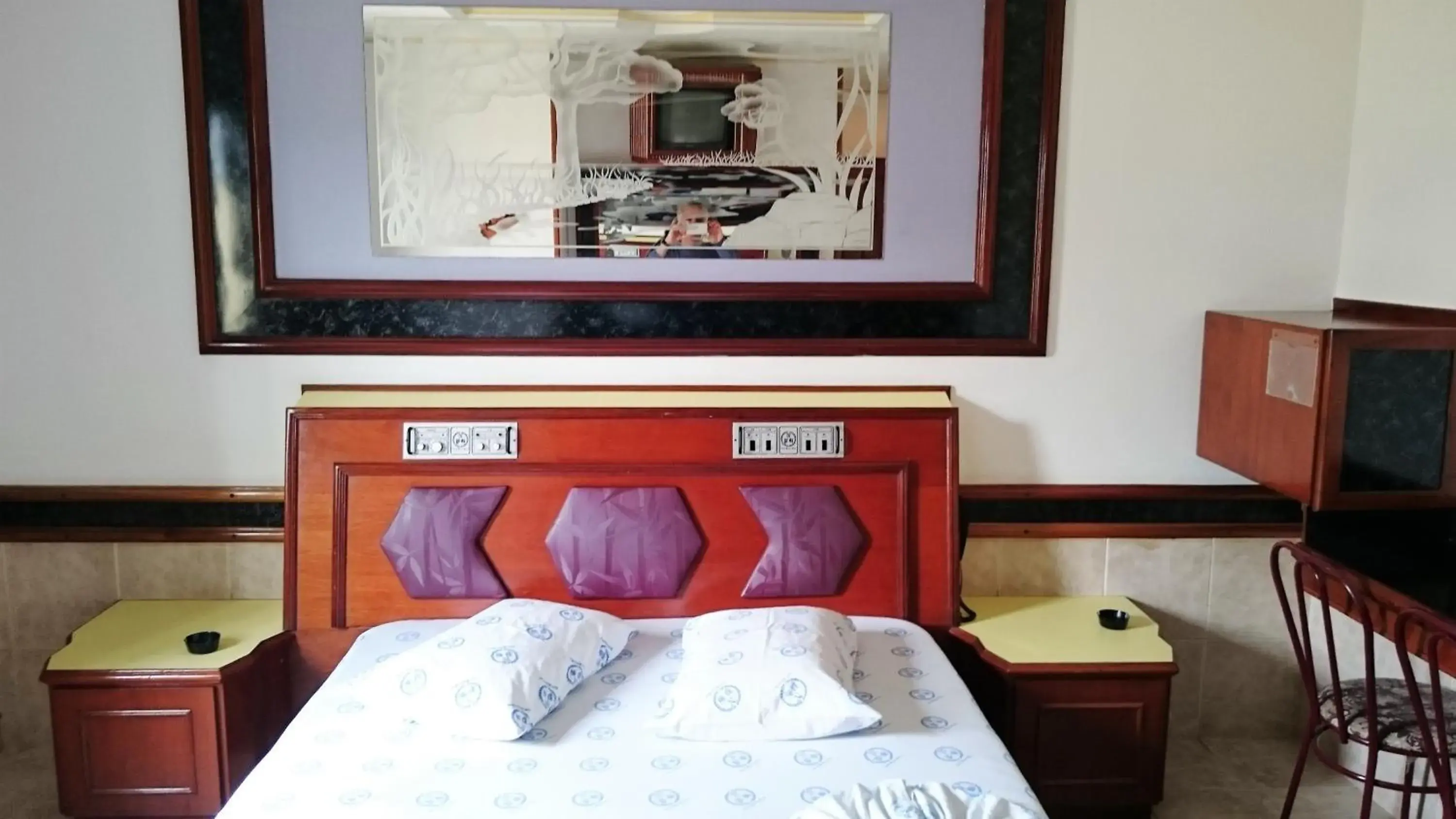 Deluxe Suite with Spa Bath - single occupancy in North Palace Hotel Deluxe Suite with Spa Bath - single occupancy in North Palace Hotel