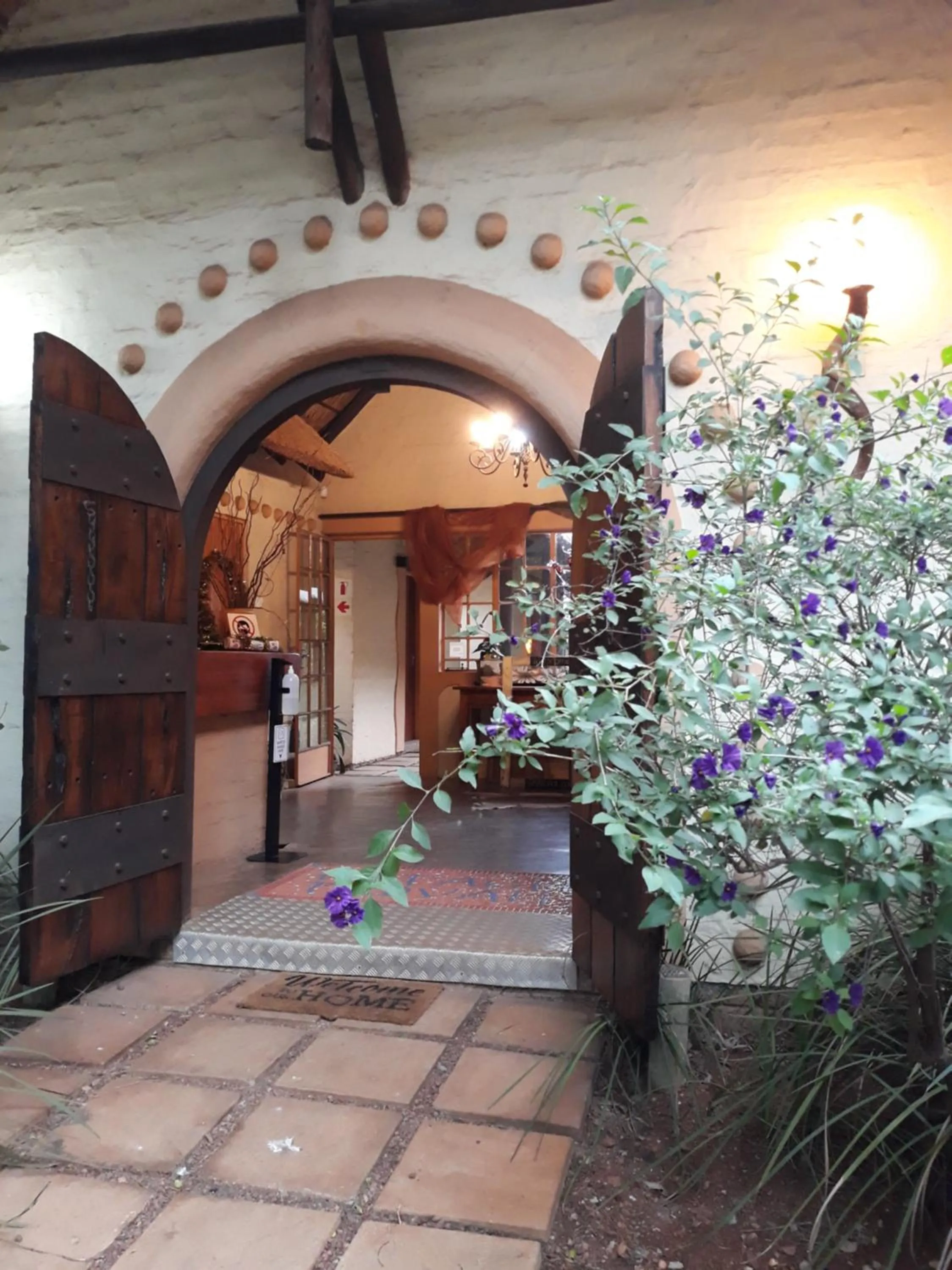 Facade/entrance in African Silhouette Guesthouse
