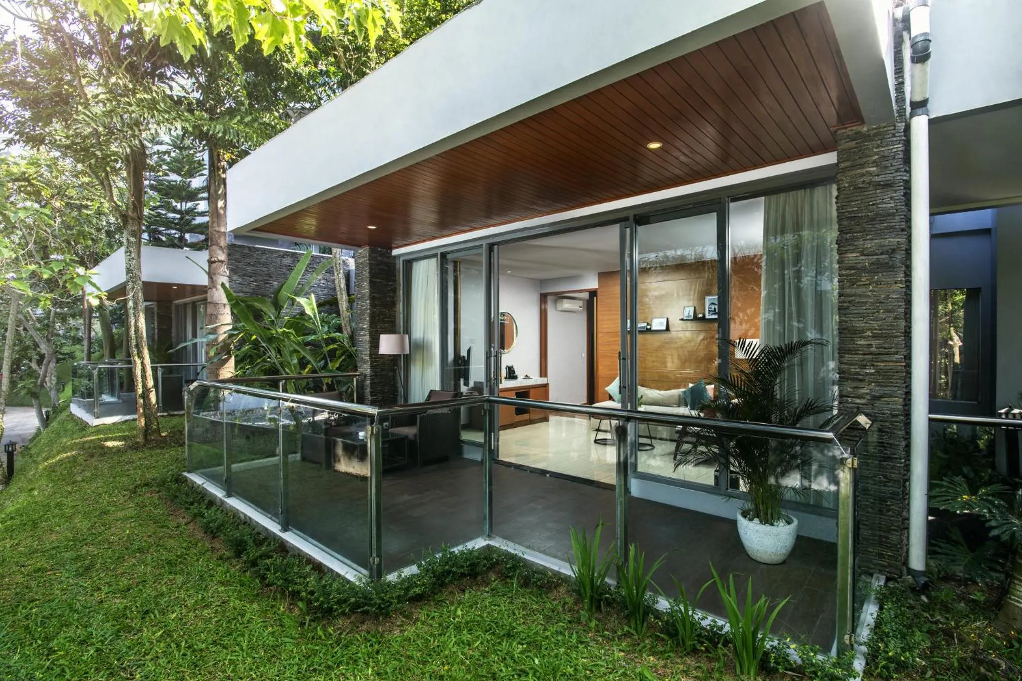 Photo of the whole room in InterContinental Bandung Dago Pakar by IHG