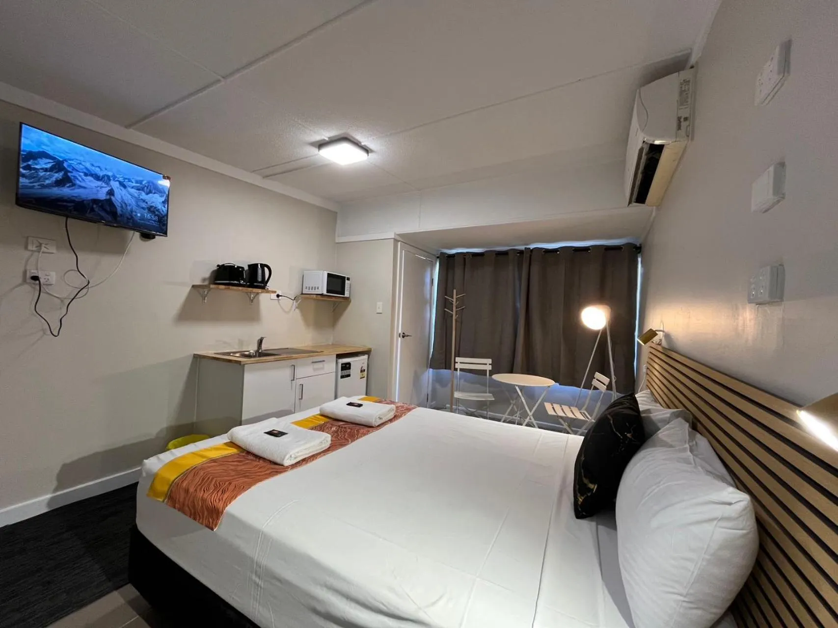 Bedroom, Bed in Kalua Motel