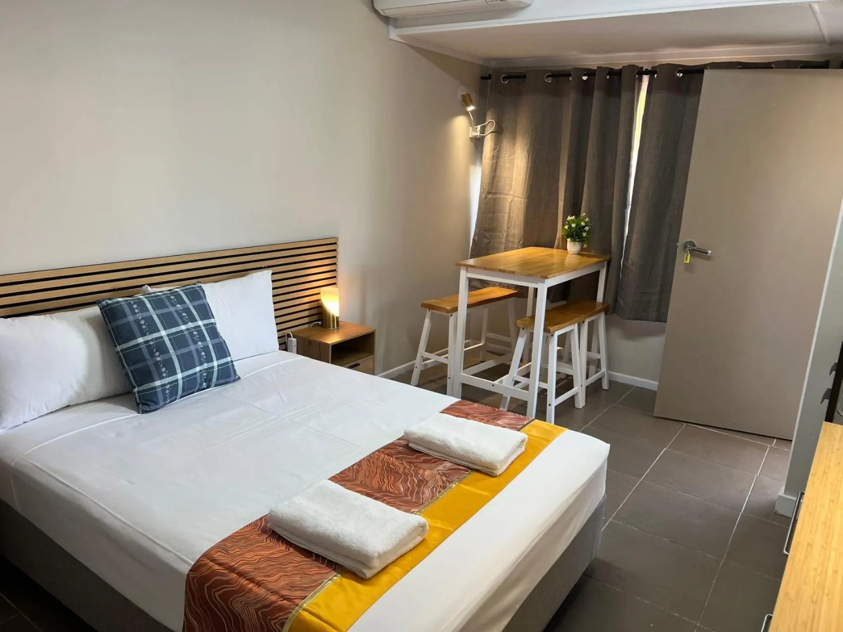 Bedroom, Bed in Kalua Motel