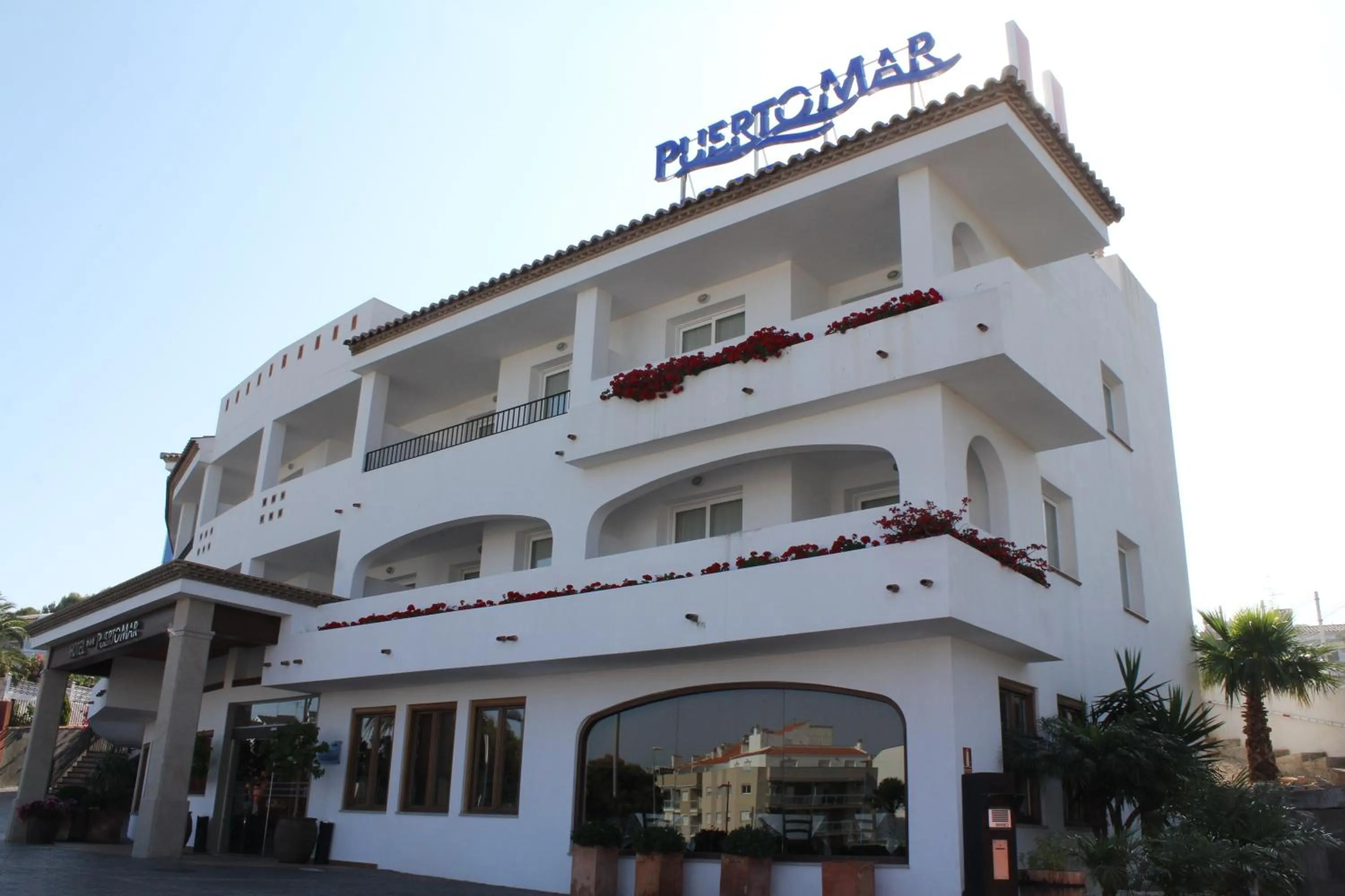 Property logo or sign in Aparthotel Puerto Mar