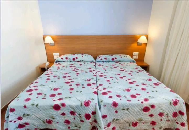 Bedroom, Bed in Aparthotel Puerto Mar