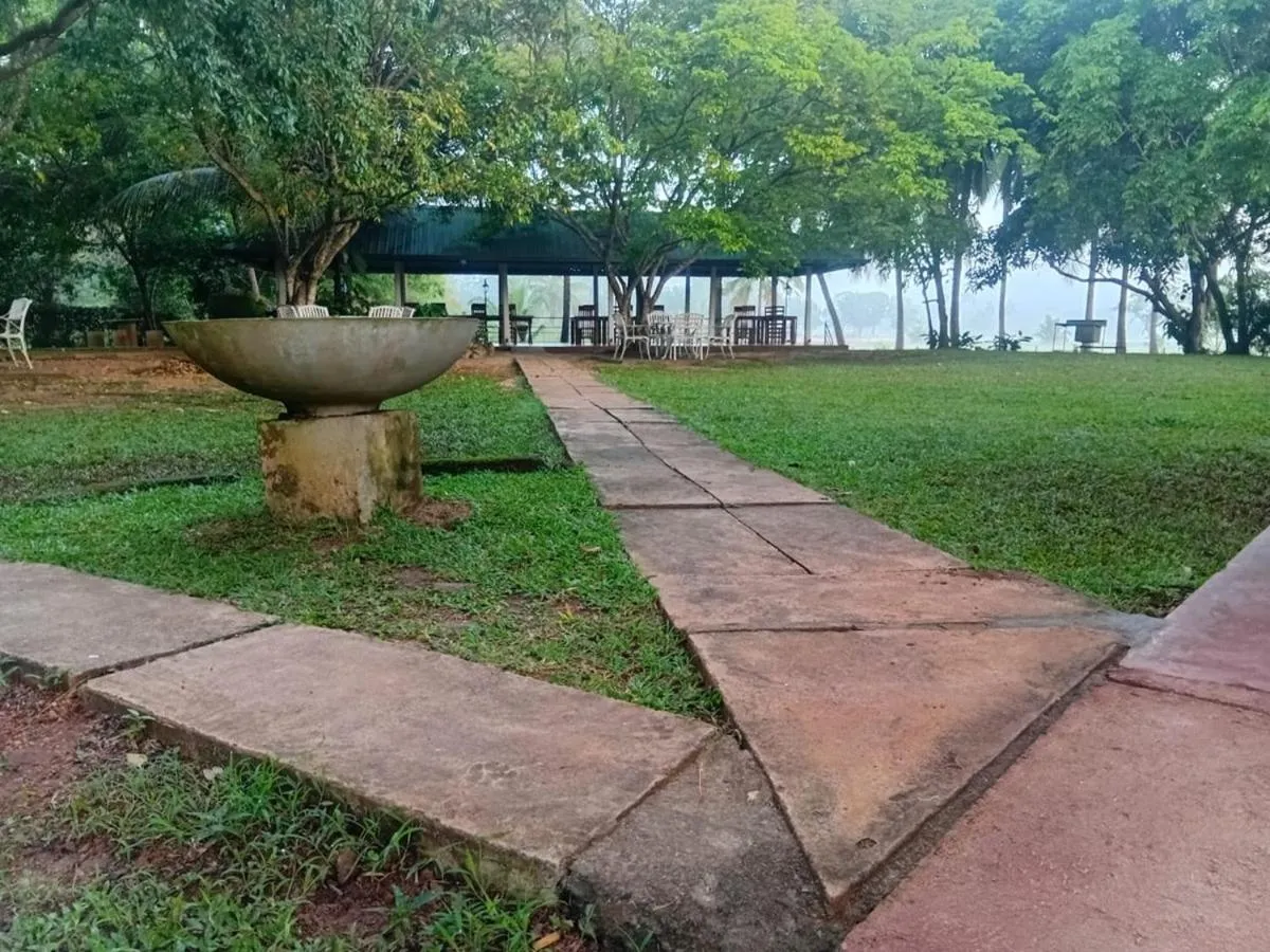 Garden in Rajarata Family Resort