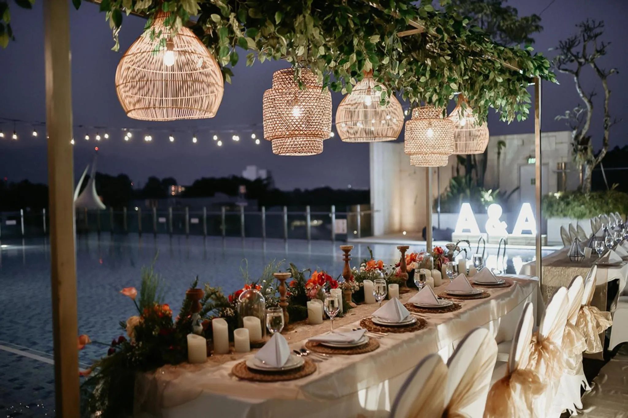 Meeting/conference room in Crowne Plaza Bandung by IHG