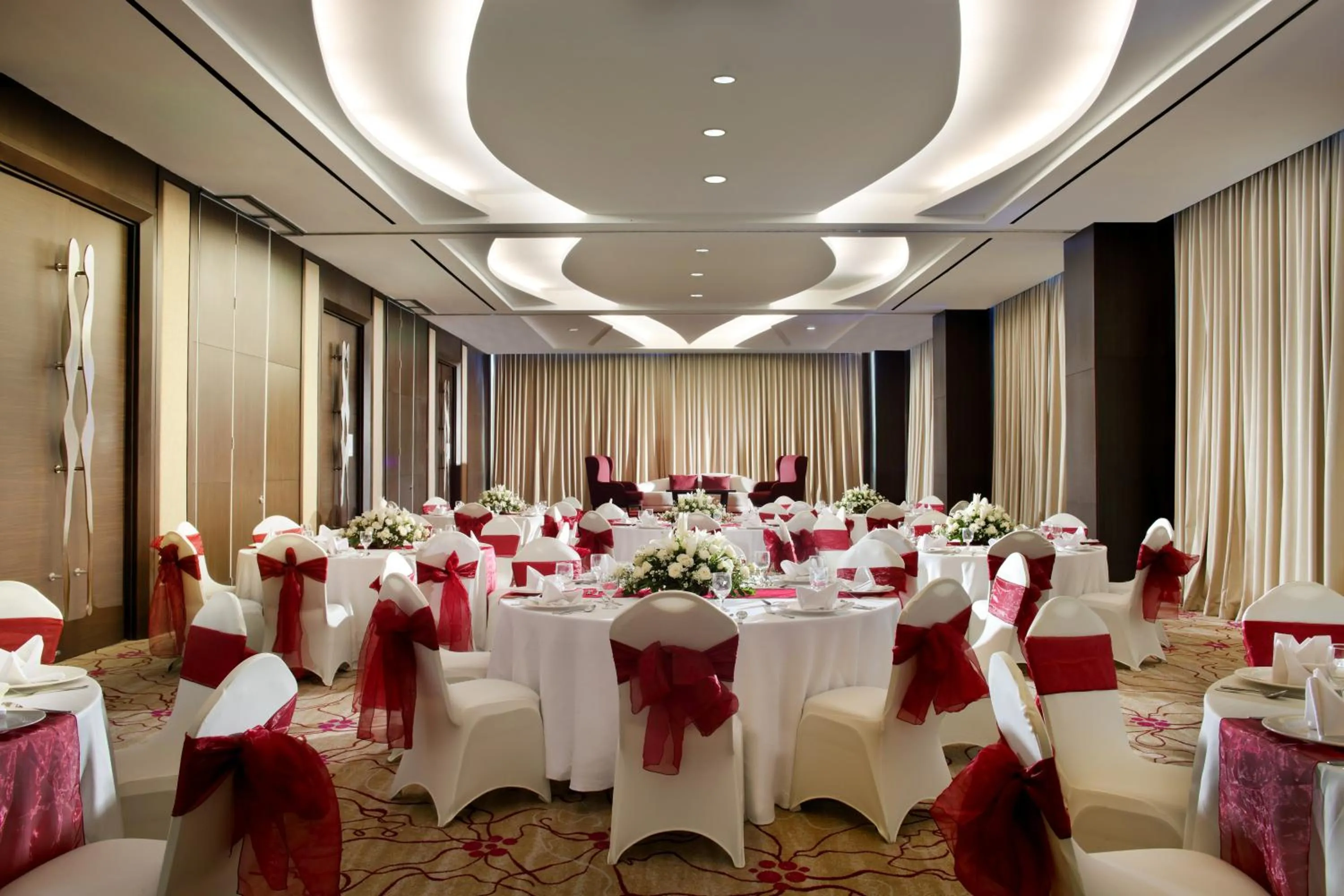 Business facilities in Crowne Plaza Bandung by IHG