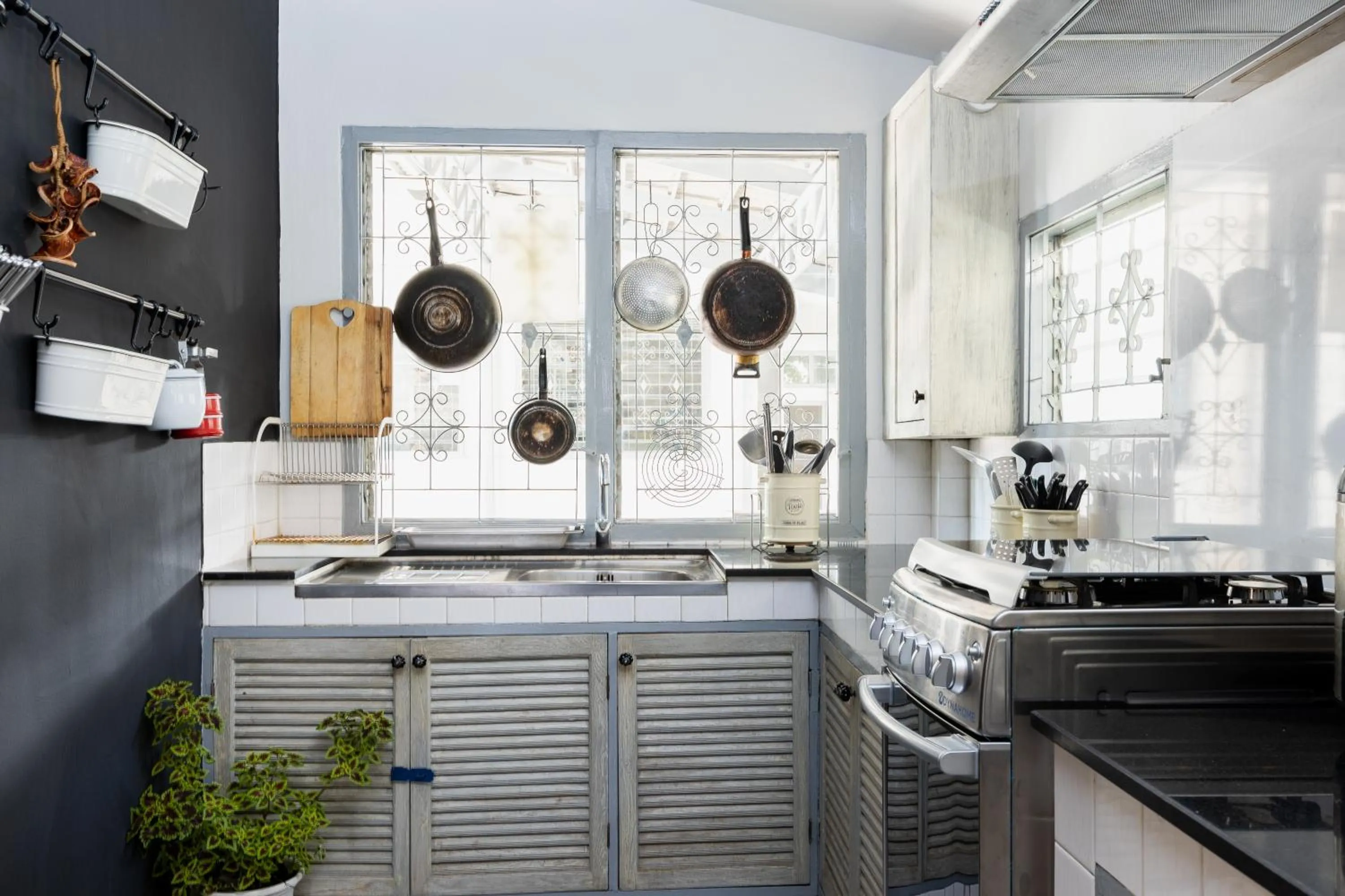 Kitchen or kitchenette in Private Pool Villa 88 Nimman Chiangmai