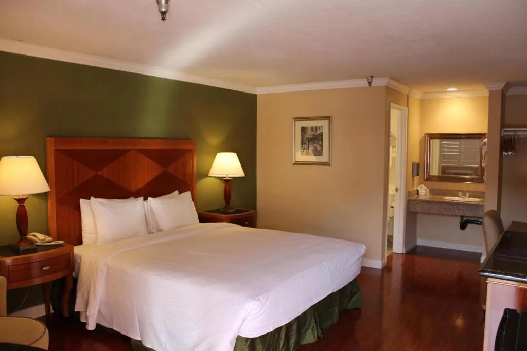 Bed in Garvey Inn Hotel - 小台北酒店, Monterey Park