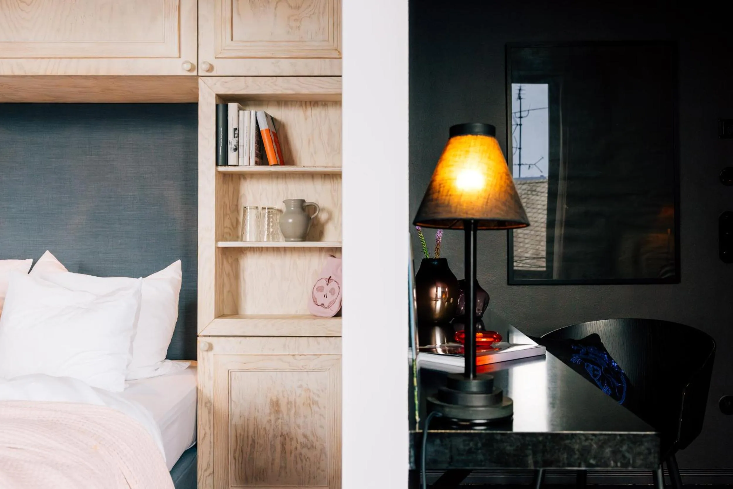 Bedroom, Bed in Libertine Lindenberg